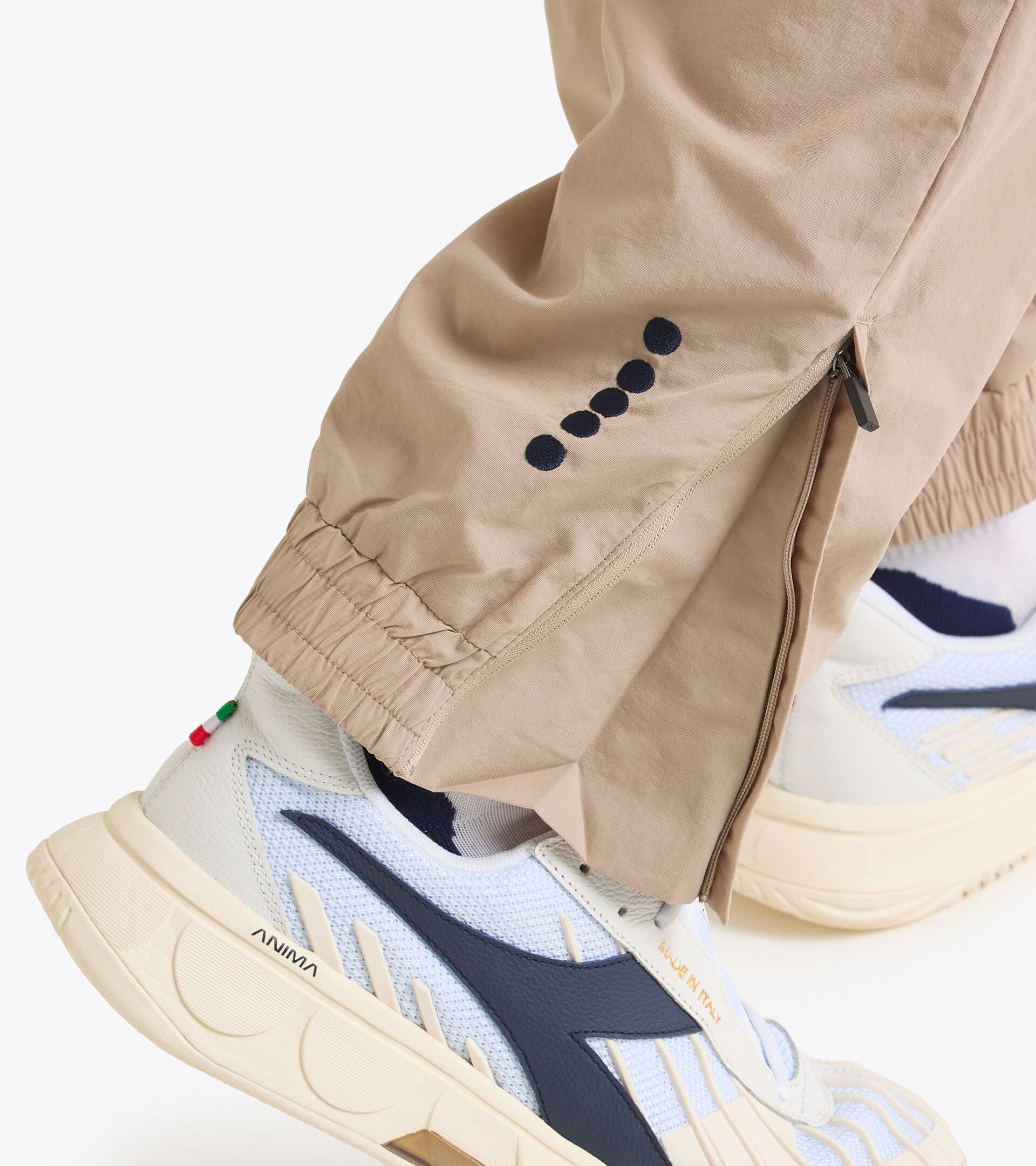 Chándal de tenis de taslán - Competición - Para todos los géneros U. TRACK PANTS ICON BEIGE HUMUS - Diadora