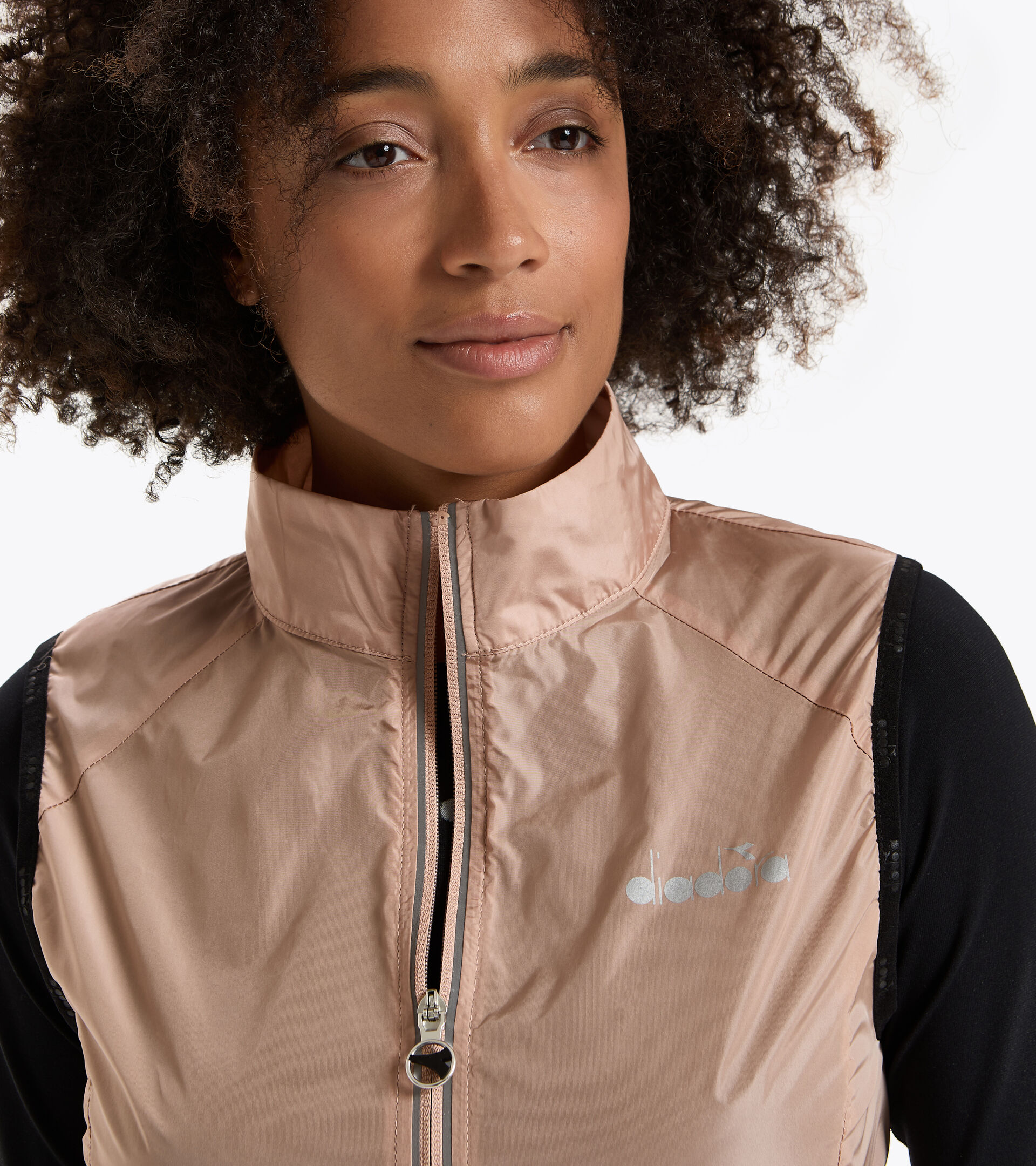 Running windproof gilet - Women L. VEST MAHOGANY ROSE - Diadora