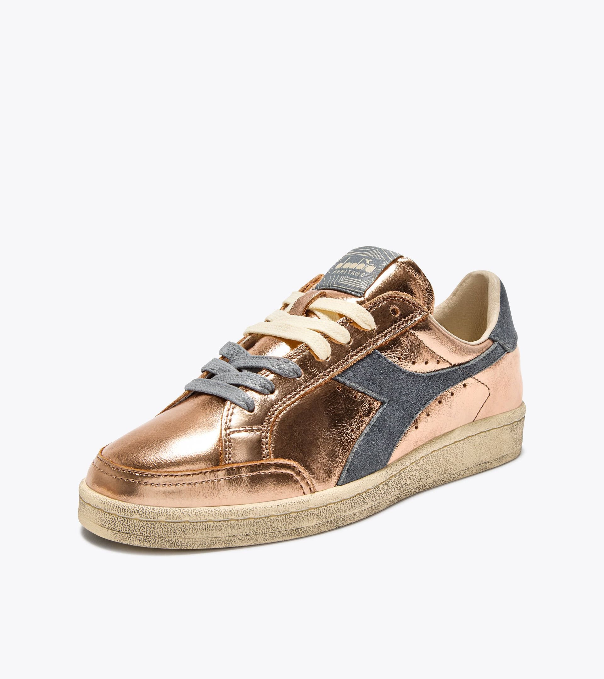 Heritage sneaker made from leather - All-gender PRESTIGE METAL USED ALMOST APRICOT - Diadora
