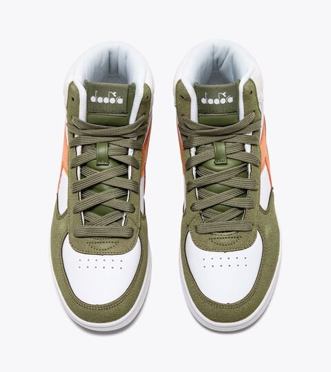 RAPTOR MID DUSTY GS, GREEN LODEN/WHITE Sports shoe - Boys - 8 to 16 years old
RAPTOR MID DUSTY GS GREEN LODEN/WHITE - Diadora