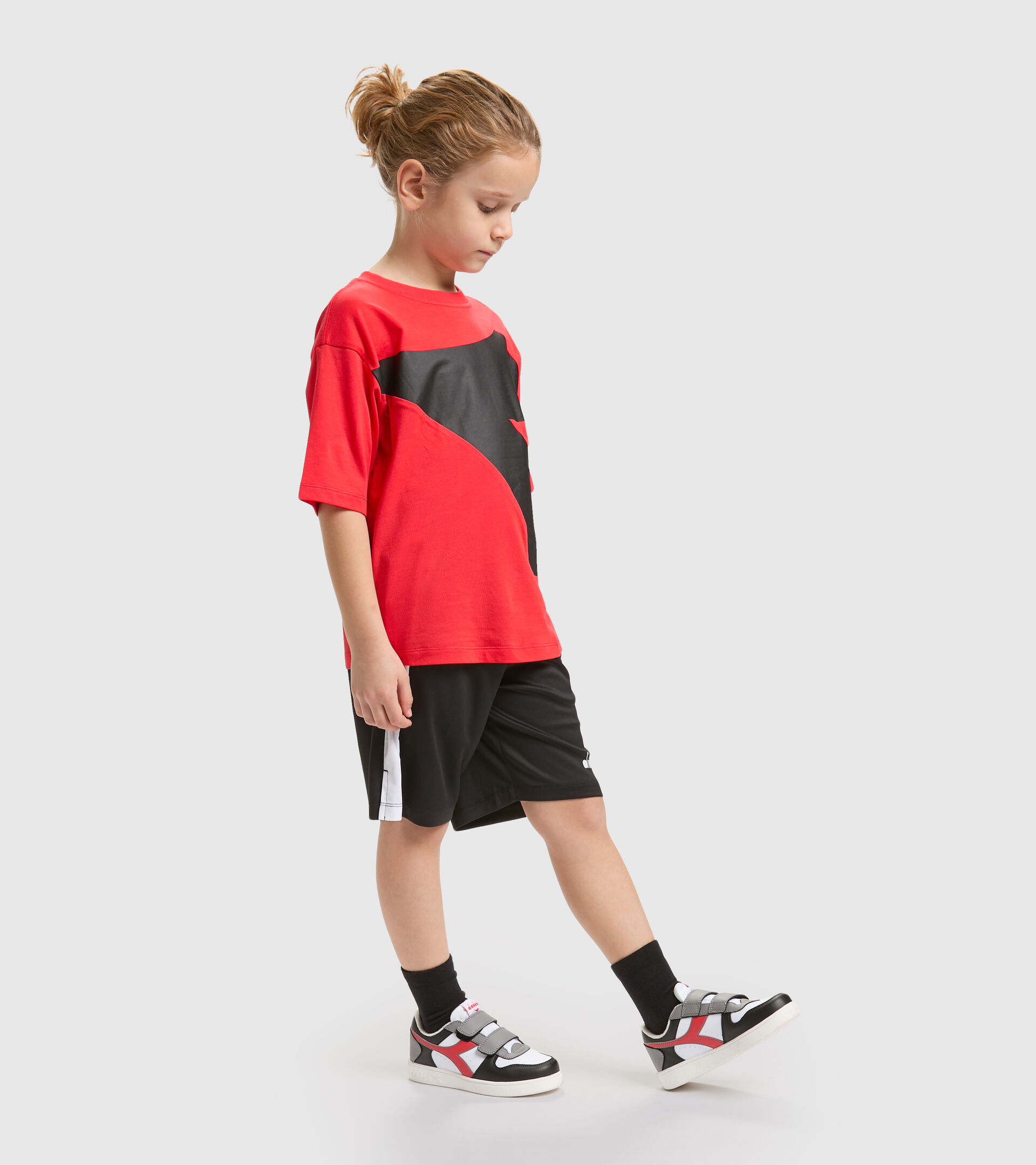 Bermuda de sport - Ado Garçon JB.BERMUDA POWER LOGO NOIR - Diadora