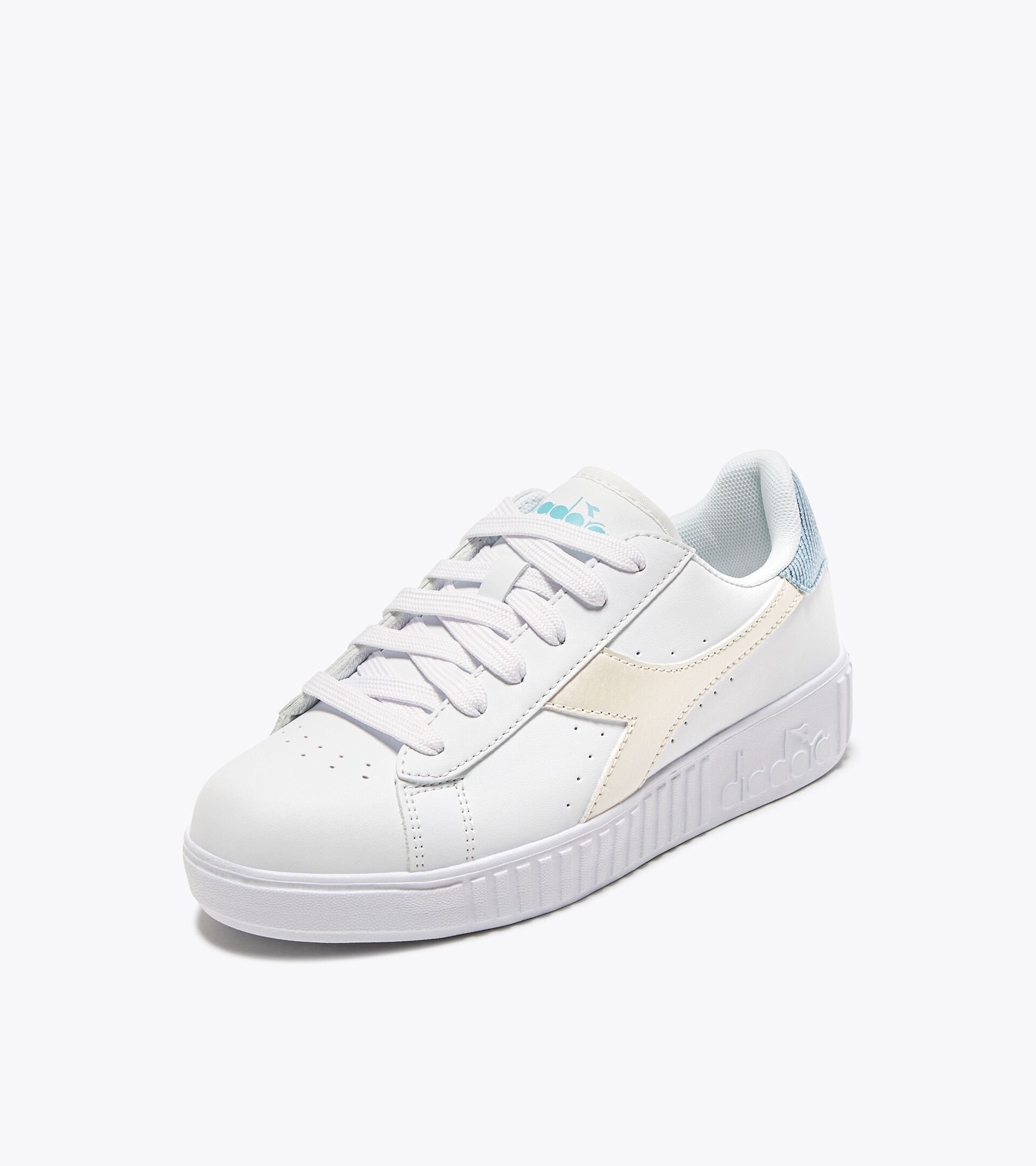 Sports shoe -  8 to 16 years old - All-gender GAME STEP METAL GS WHITE/SKY-BLUE - Diadora