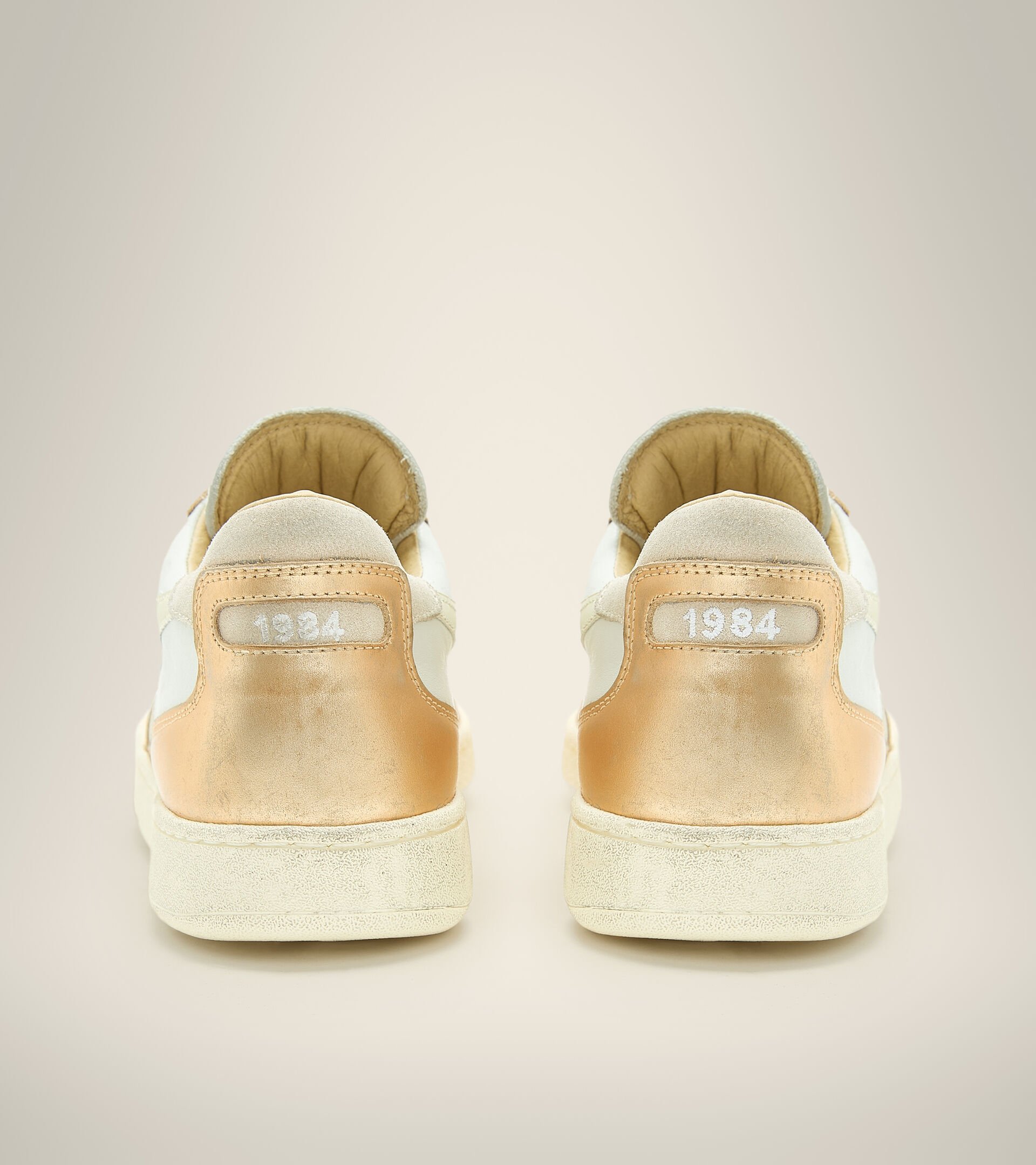 Heritage shoes - Unisex MI BASKET LOW METALLIC DIRTY WHITE/GOLD - Diadora