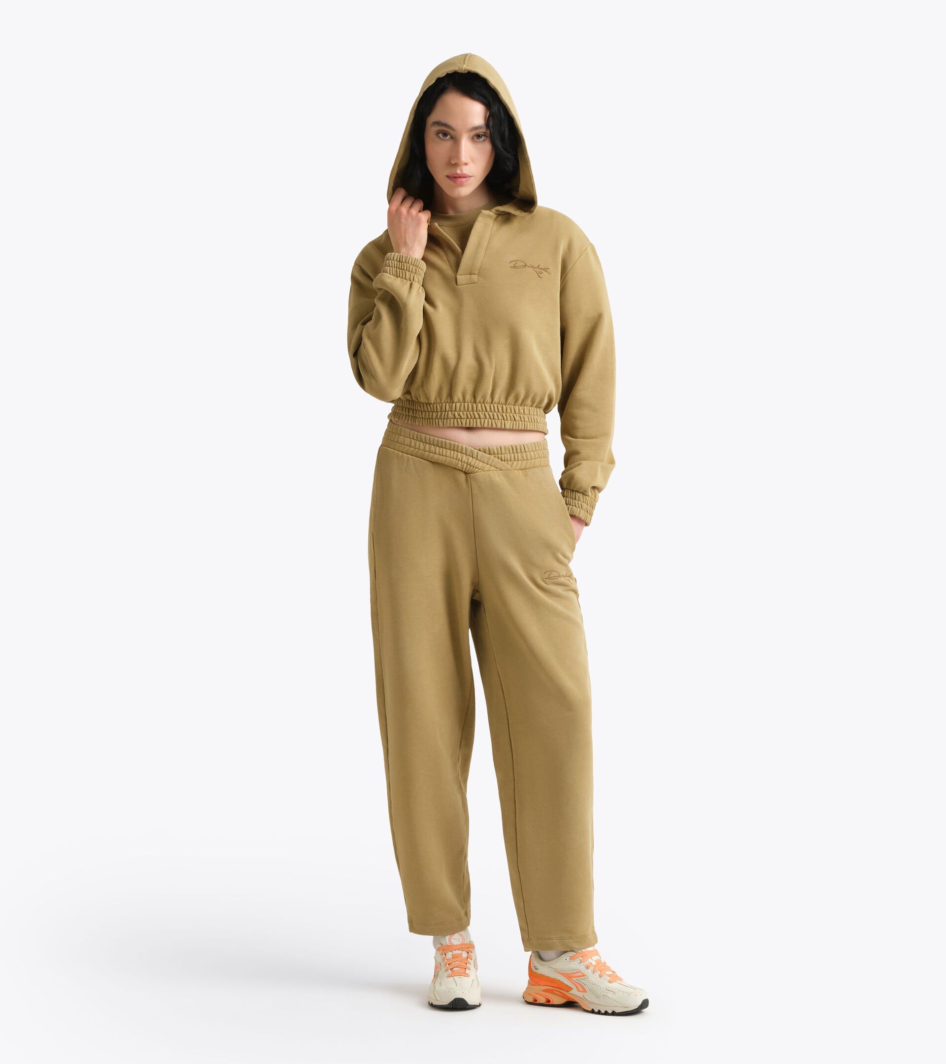 Retro-inspired Cotton Hoodie - Women&rsquo;s
 L. HOODIE AVENUE LAB GREEN KHAKI - Diadora