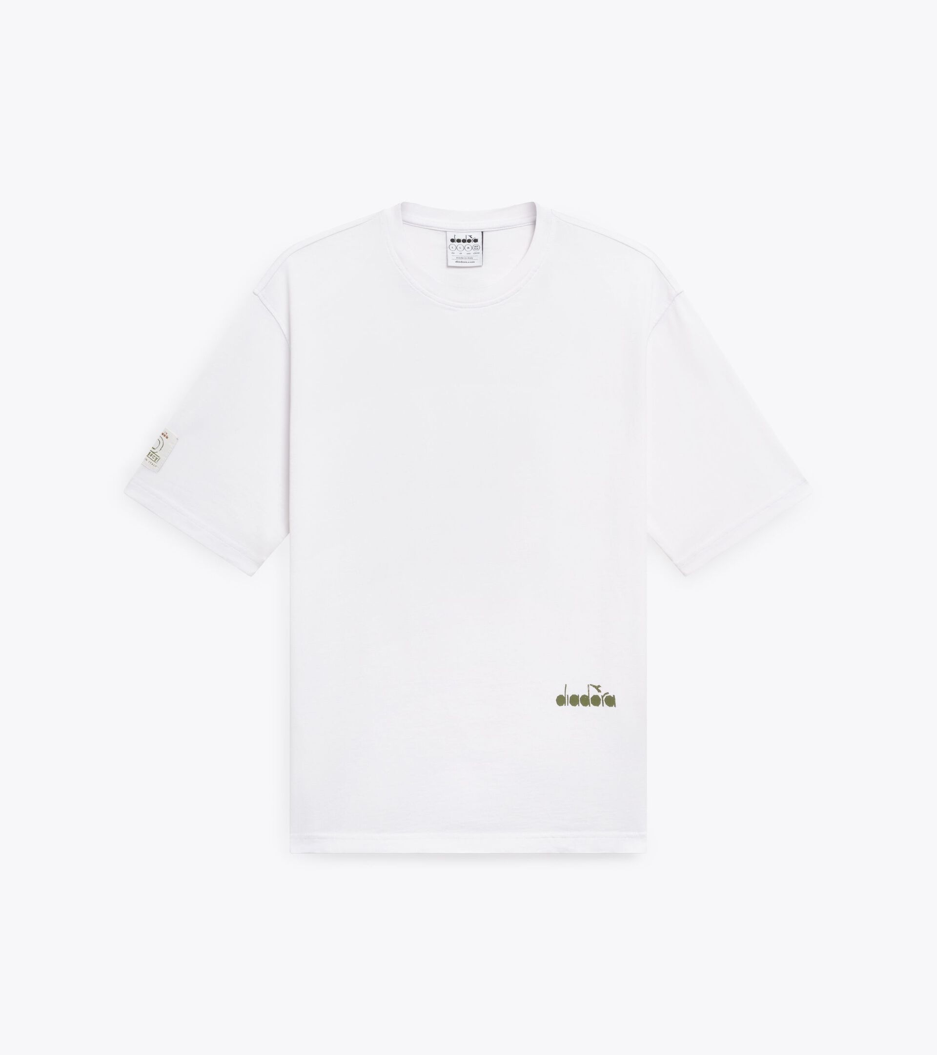 Camiseta Legacy - Made in Italy - Para todos los g&eacute;neros
 T-SHIRT SS LEGACY II BLANCO VIVO - Diadora