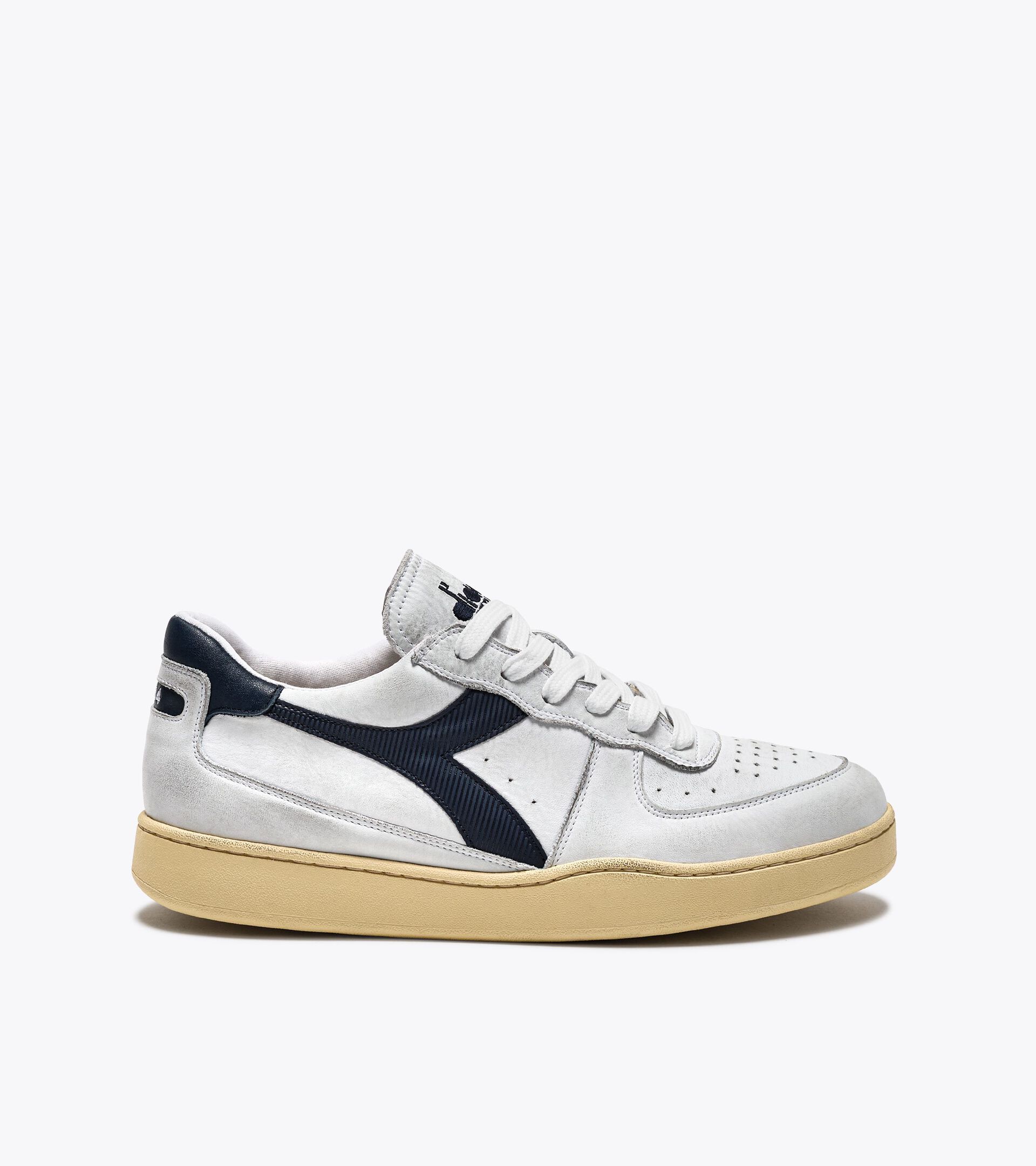 Zapatillas Heritage - Gender neutral MI BASKET LOW USED BLANCO/AZUL NOCHES - Diadora