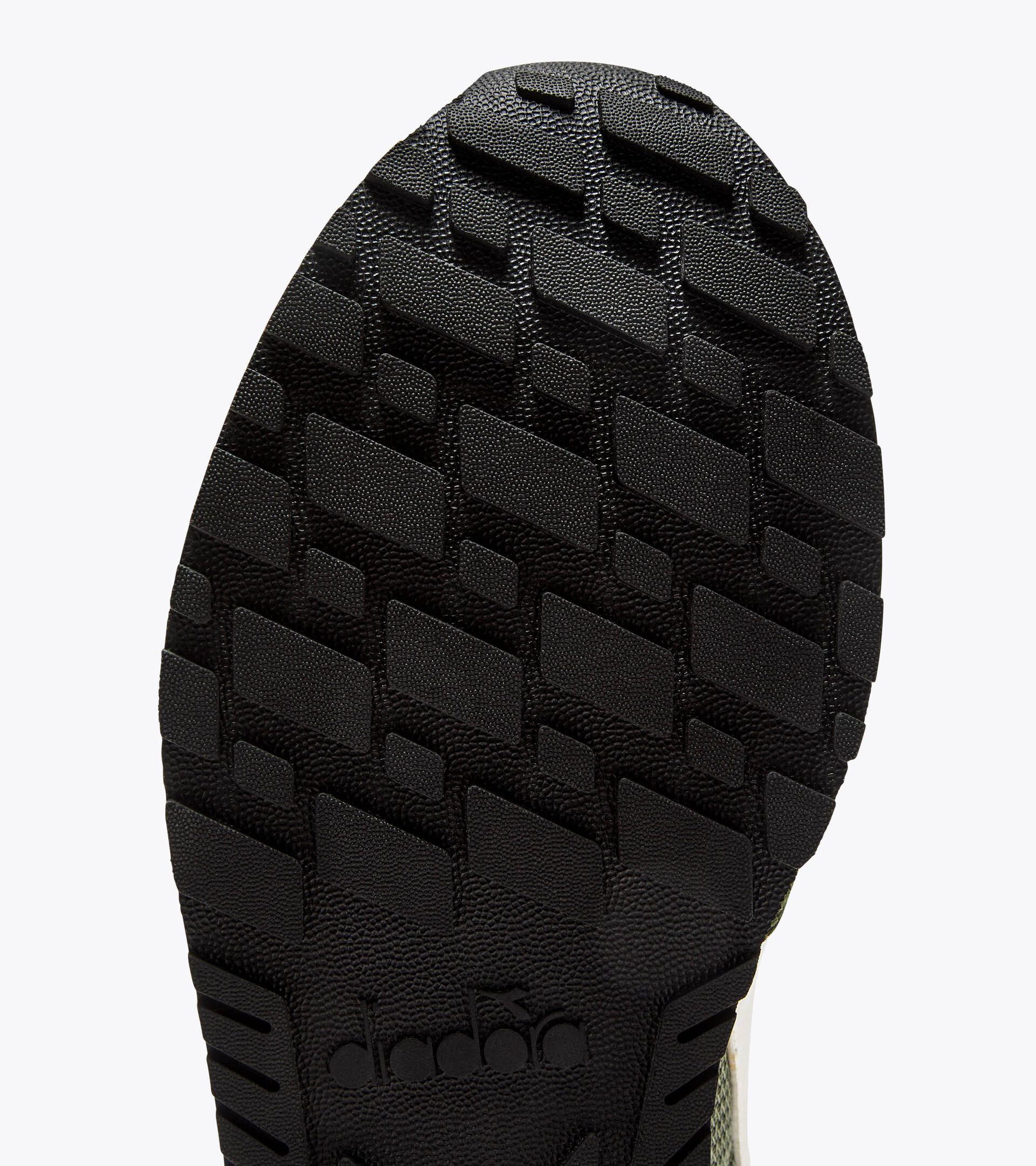 Sneaker aus Veloursleder - Für alle Geschlechter CAMARO M2 OLIVIN - Diadora