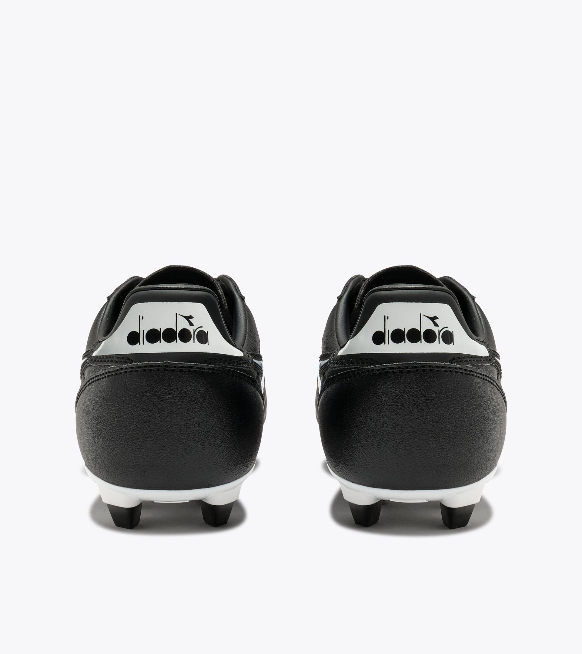 Calcio boots for firm grounds - Men&rsquo;s
 BRASIL ICON R LPU BLACK /WHITE - Diadora