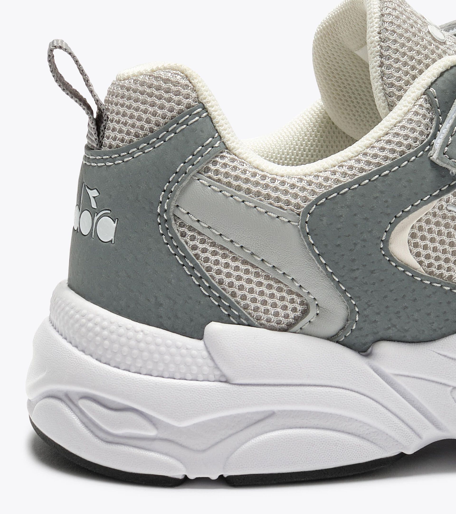 Zapatilla de running - Ni&ntilde;os y ni&ntilde;as - 4-8&nbsp;a&ntilde;os  ALLEY PS GRIS MEJOR - Diadora
