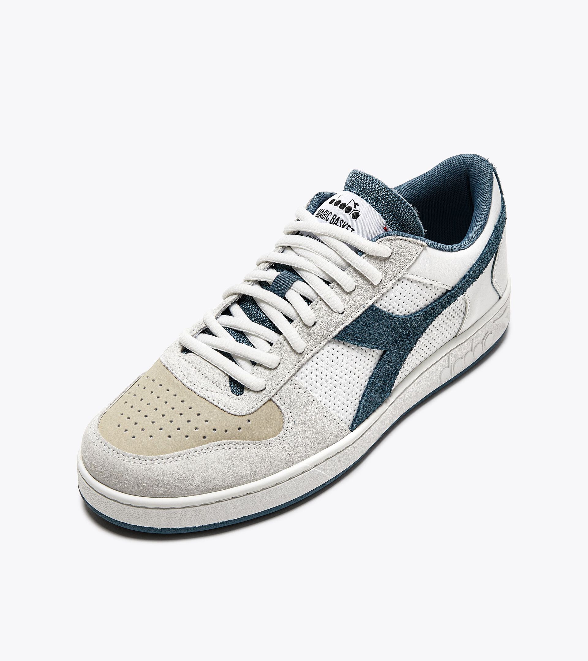 Chaussures de sportswear - Gender neutral MAGIC BASKET LOW NEAT BLANC/TEMPETE - Diadora