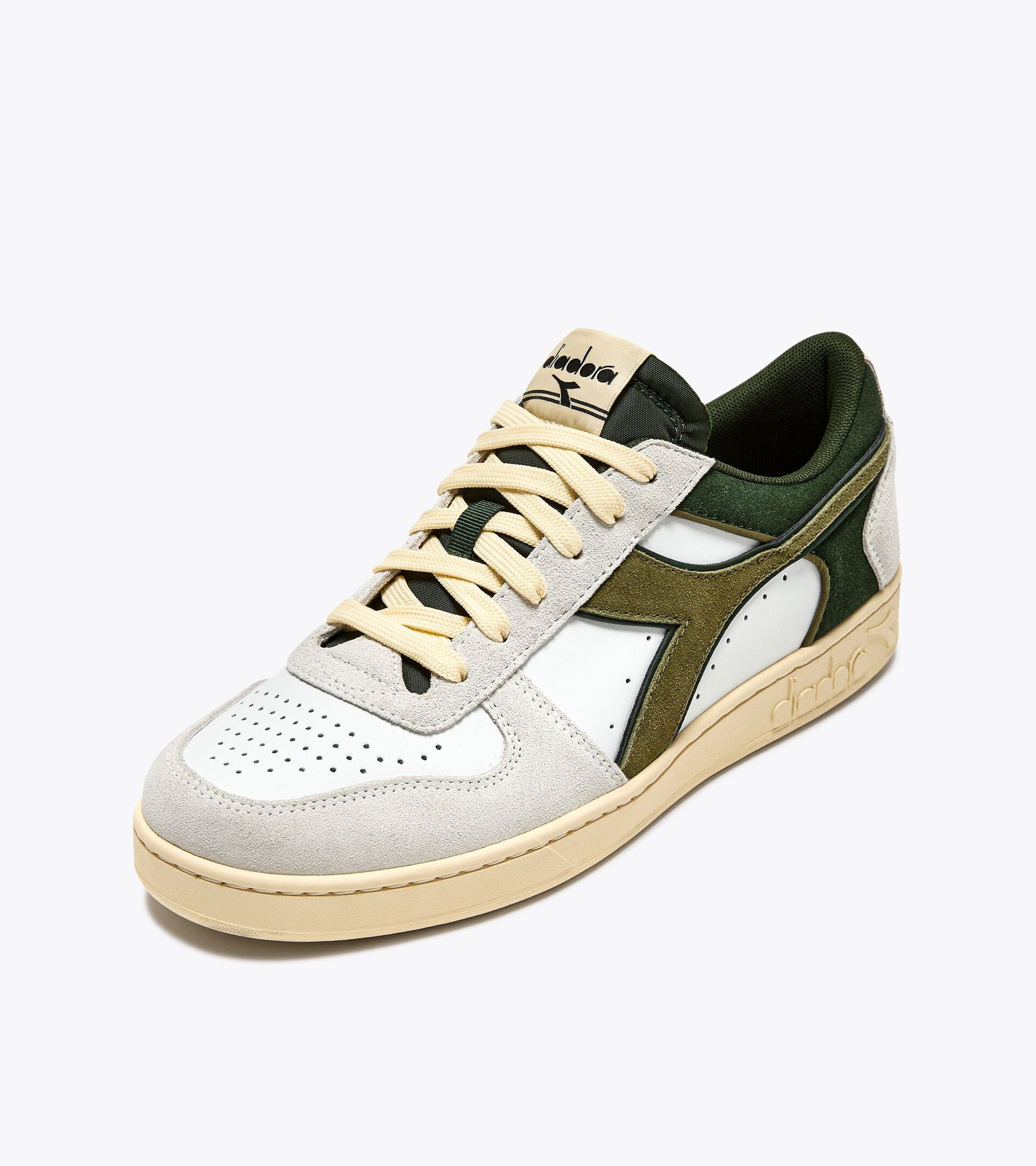 Sneaker sportiva - Per ogni genere MAGIC BASKET LOW SUEDE LEATHER BIANCO/VERDE KOMBU - Diadora