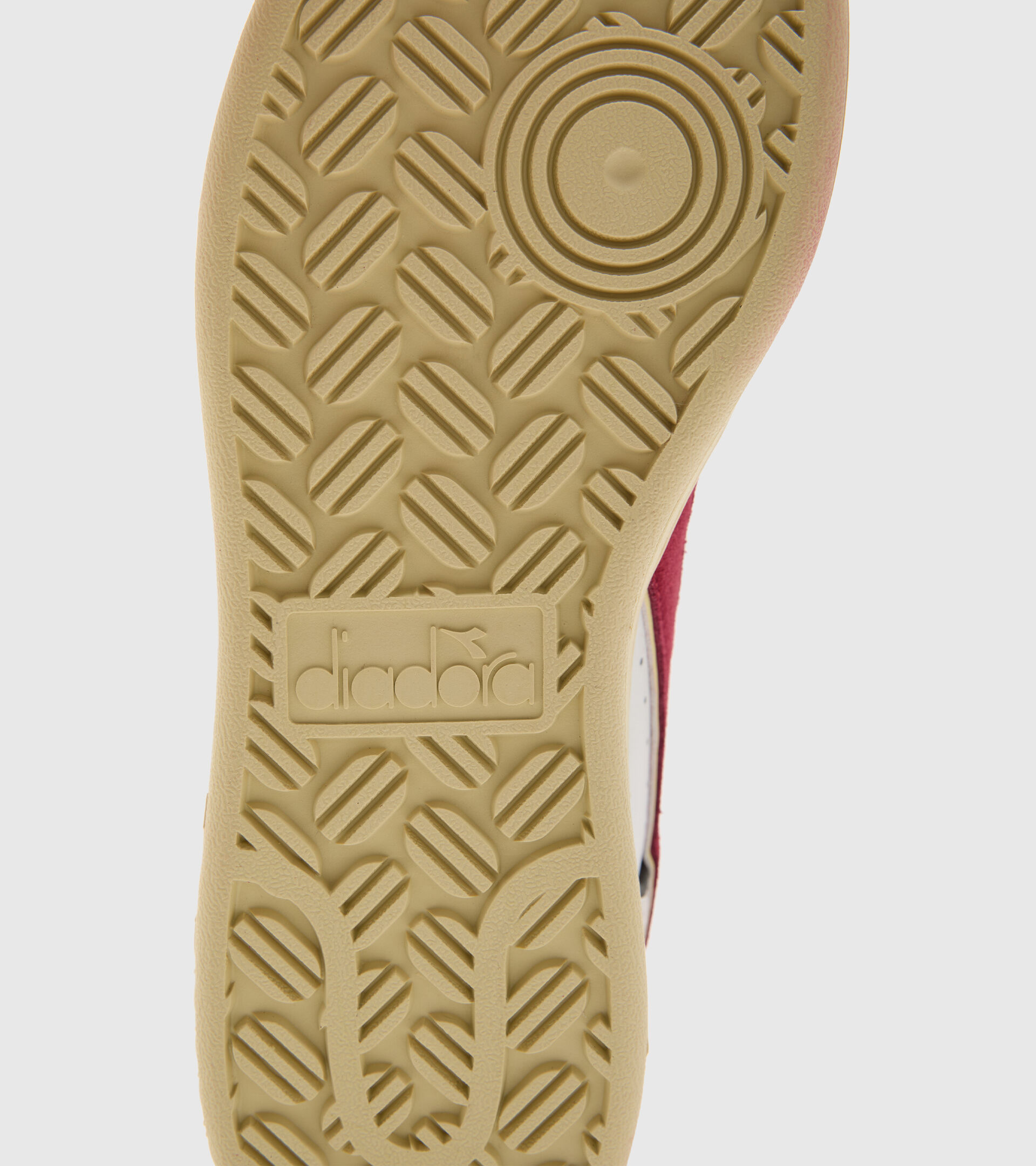 Sports shoe - Unisex MAGIC BASKET DEMI CUT SUEDE LEATHER RHUBARB/WHITE - Diadora