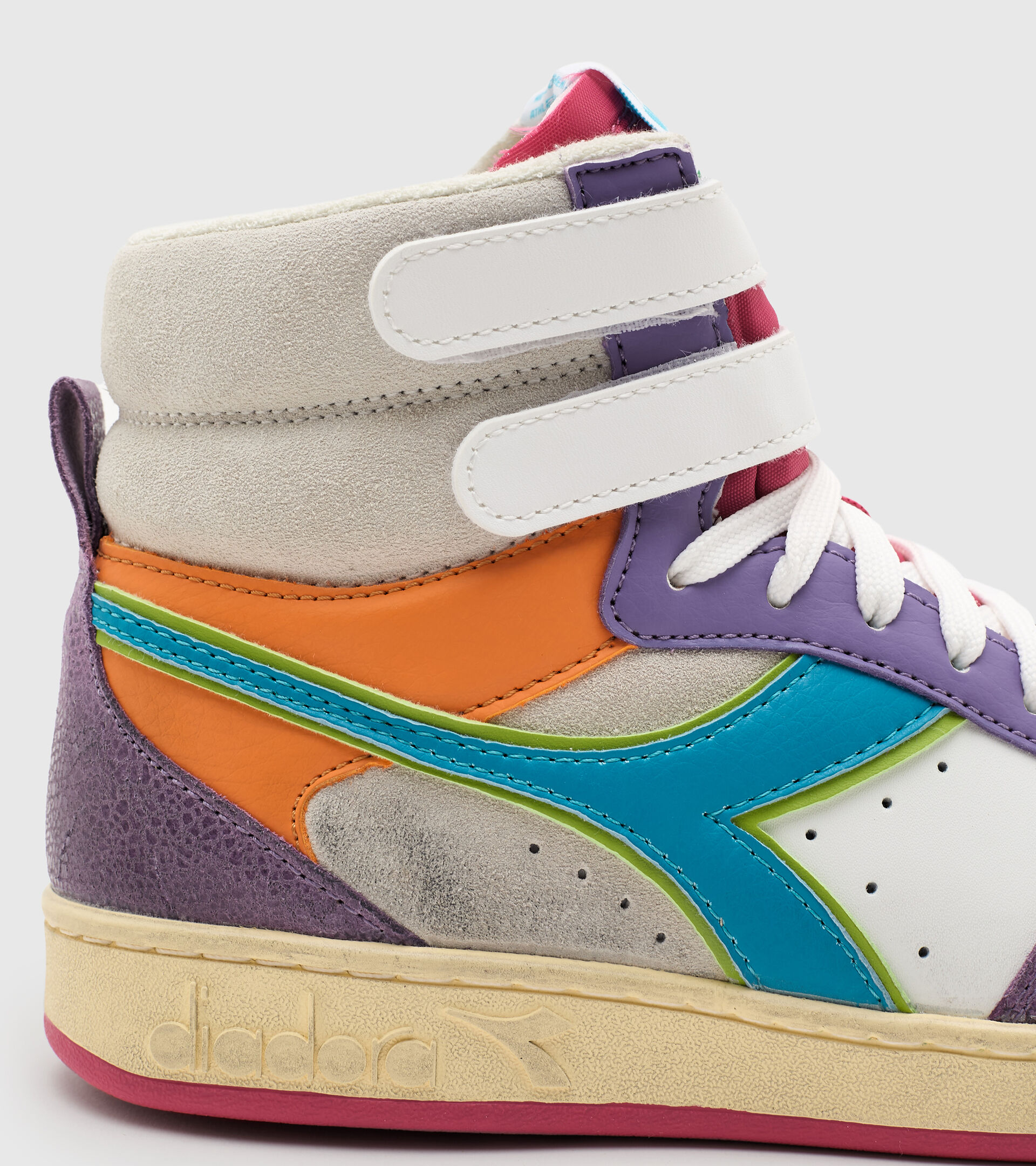 Sports shoe - Women MAGIC BASKET MID ICONA WN ENGLISH LAVENDER/WHITE - Diadora