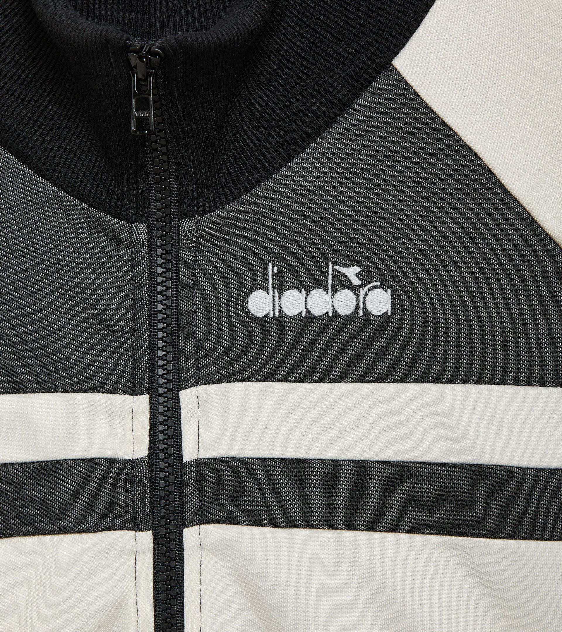 Sports jacket - Gender Neutral
 JACKET 80S BLACK - Diadora