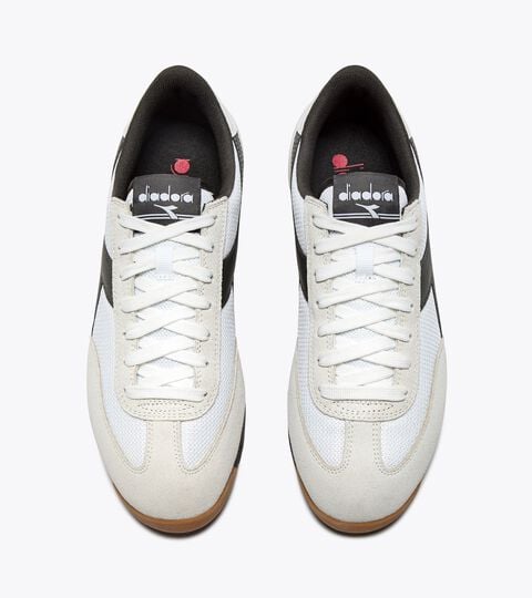 CROSS, WHITE/BLACK BELUGA Low-profile suede sneaker - All-gender CROSS WHITE/BLACK BELUGA - Diadora