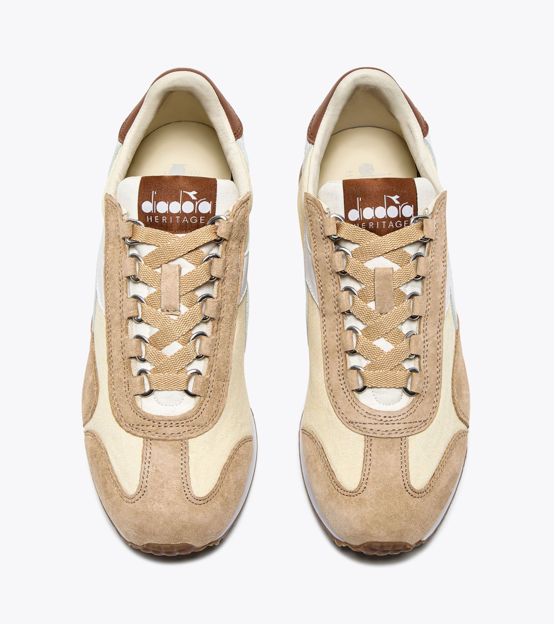 Zapatilla Heritage - Para todos los g&eacute;neros EQUIPE CANVAS SW EVO NUBA CREMA - Diadora