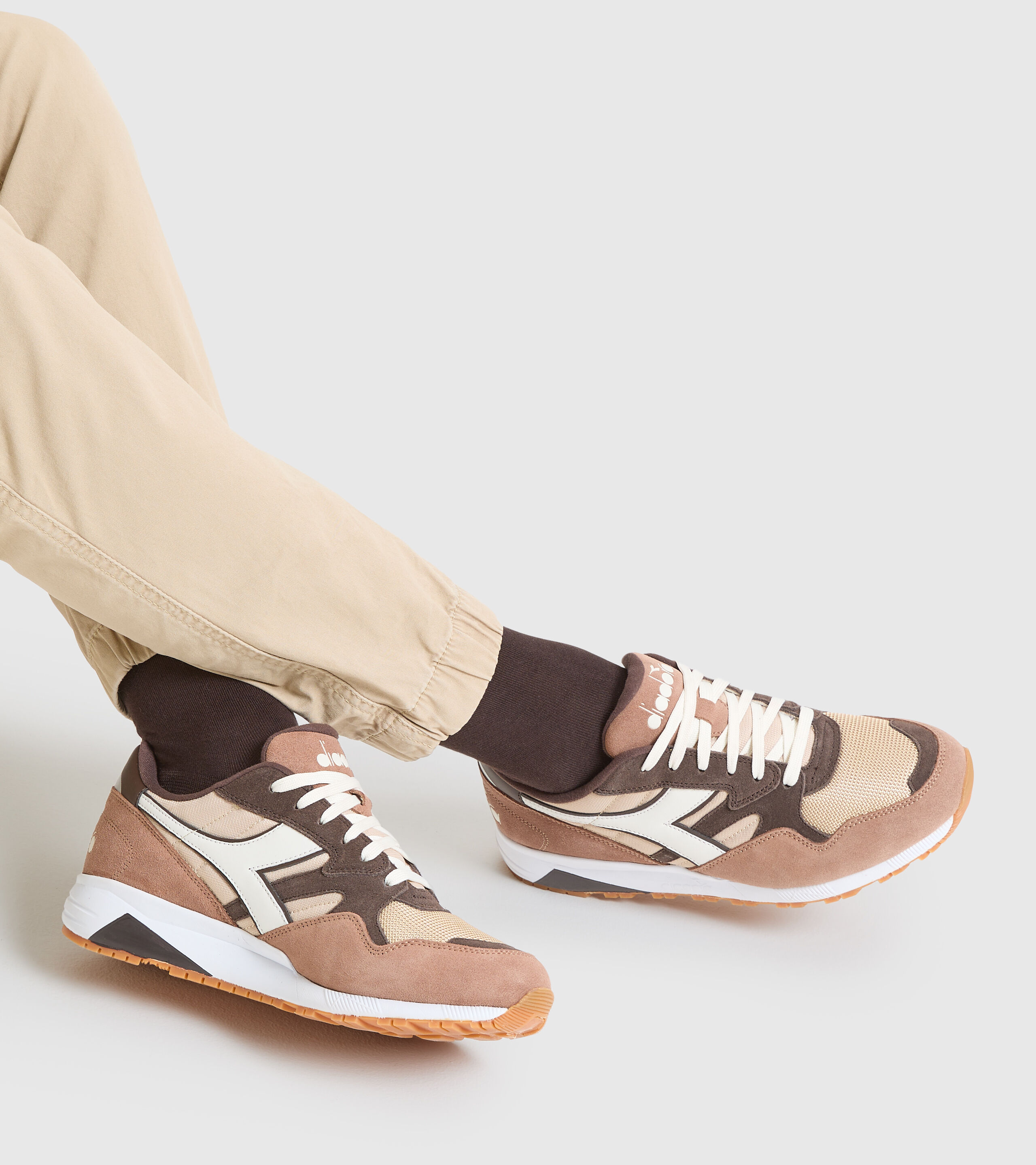 N902 diadora sale