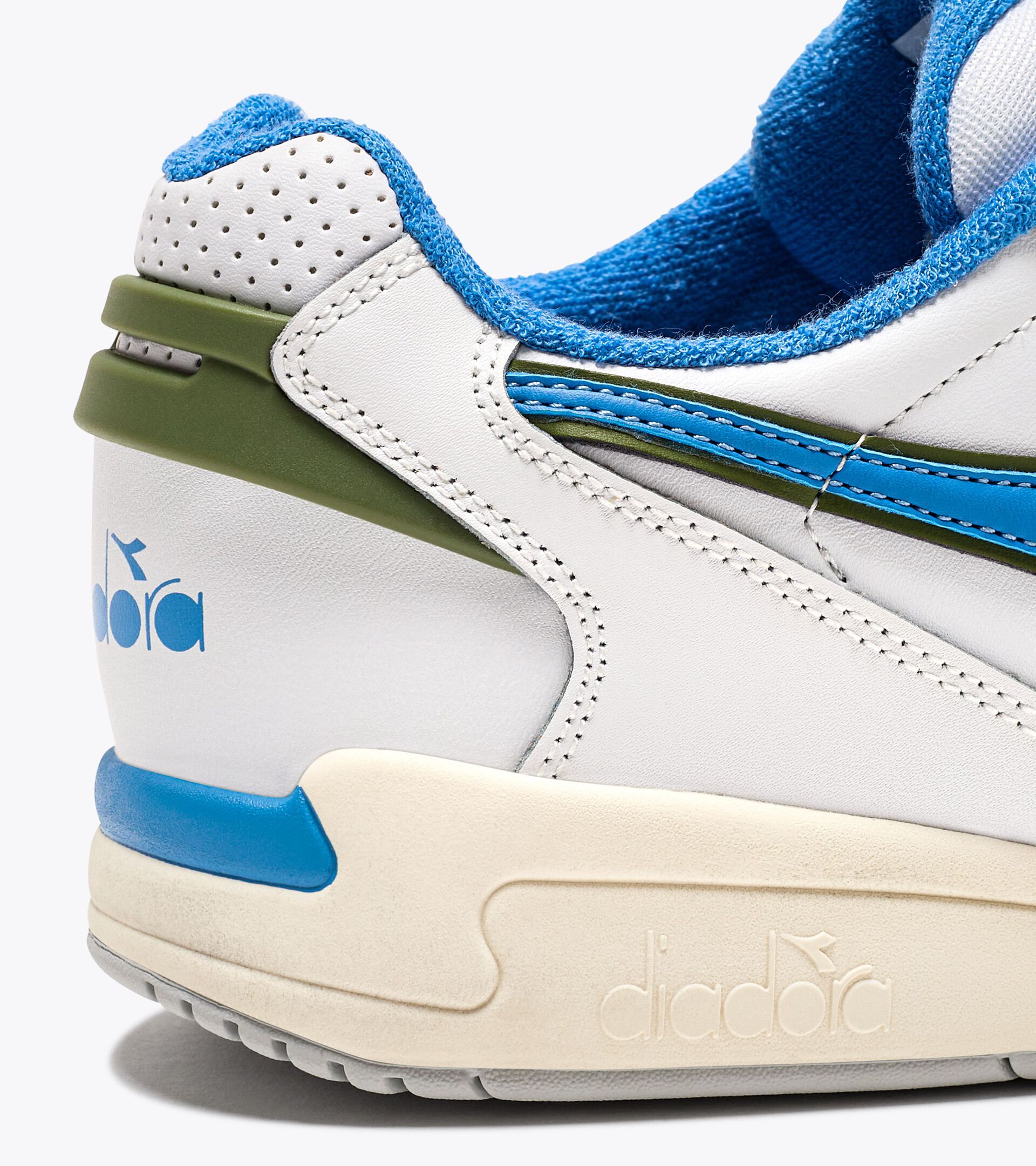 Sporty sneakers - All-Gender WINNER SUPER WHITE/BLUE FOG - Diadora