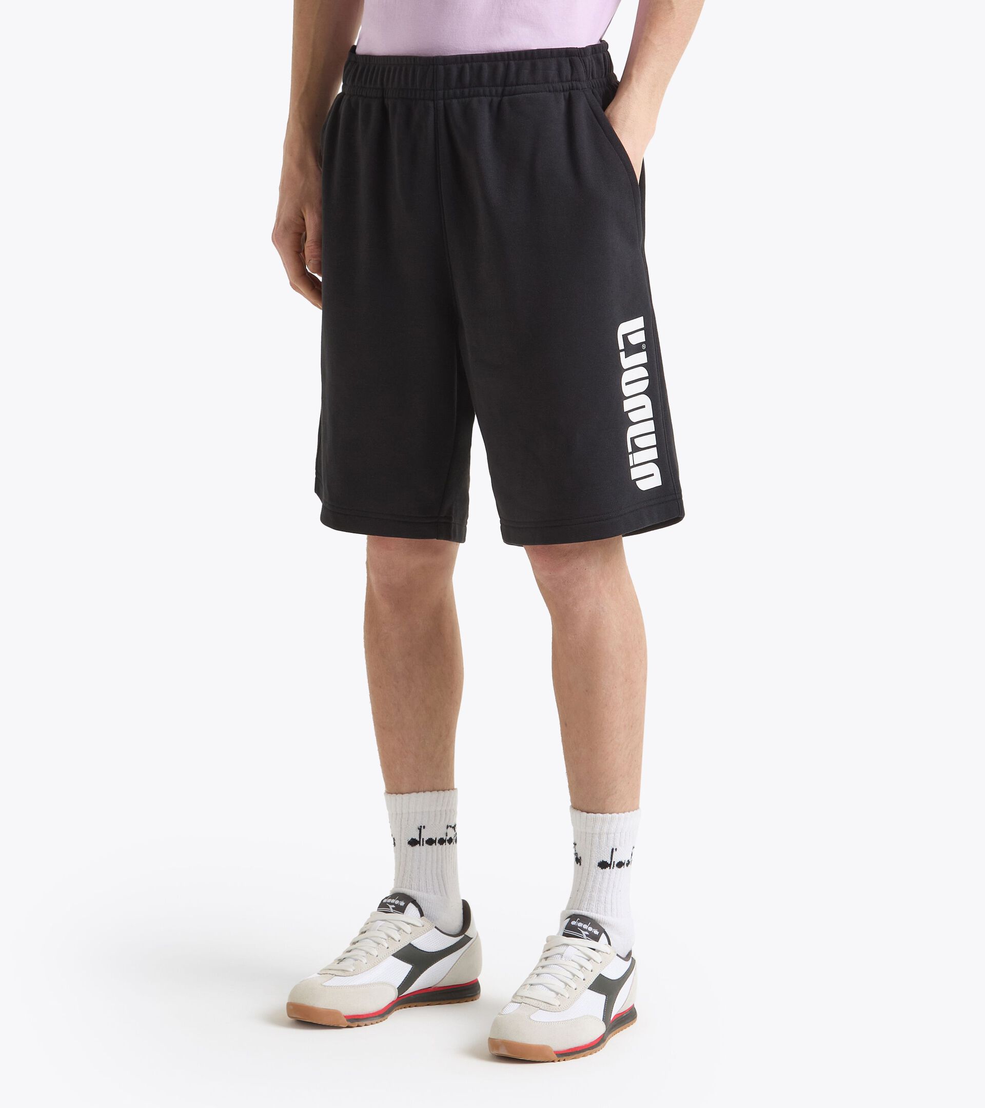 Sports bermuda shorts - All-gender BERMUDA ATHL. LOGO BLACK - Diadora