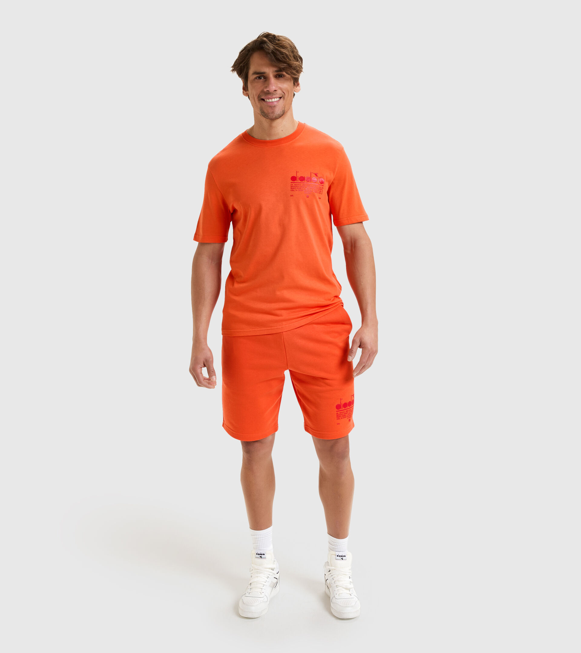 T-Shirt aus Baumwolle - Unisex T-SHIRT SS MANIFESTO ORANGEN - Diadora