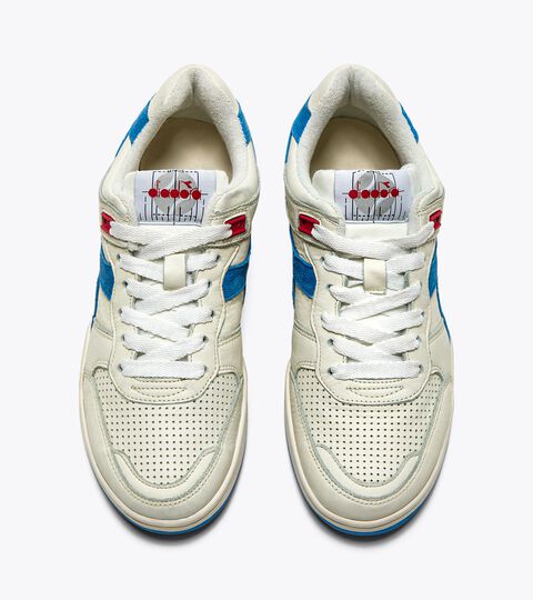 B.560 USED LEGACY ITALIA, BUTTER WHITE Heritage shoe - Made In Italy - All-Gender B.560 USED LEGACY ITALIA BUTTER WHITE - Diadora