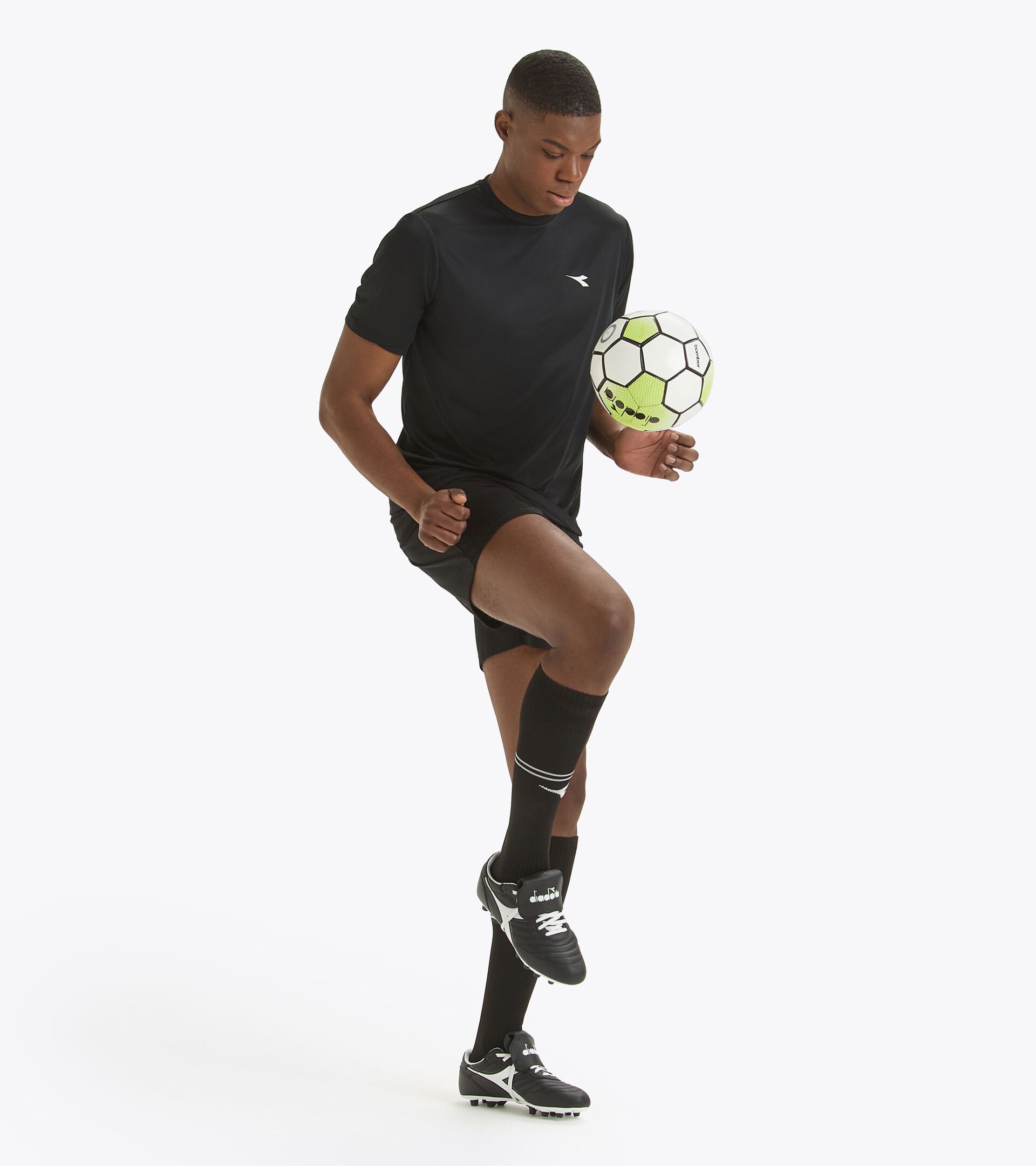 Pantaloncini da calcio - Uomo
 MATCH SHORT SCUDETTO NERO - Diadora