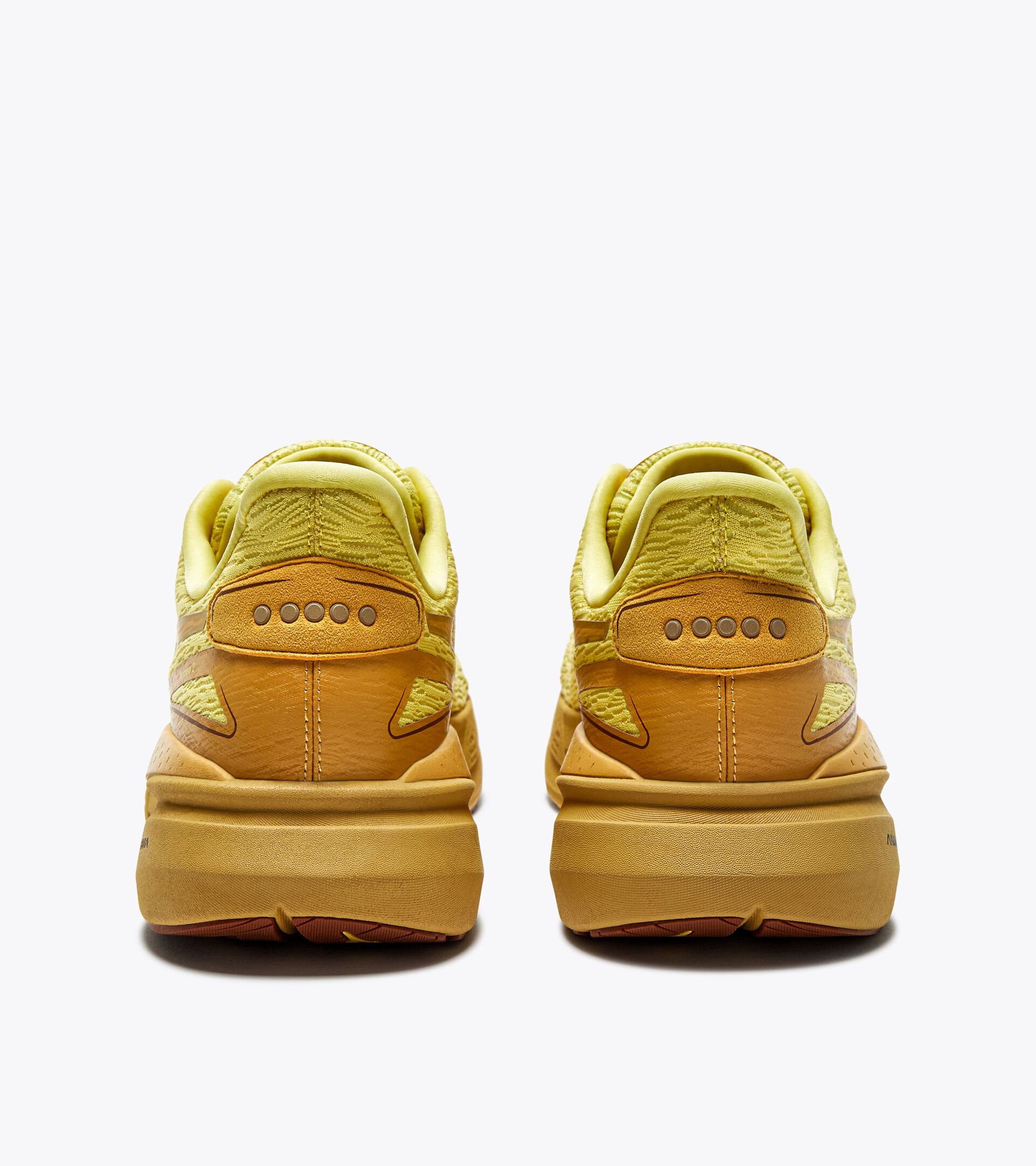 Running shoe - Comfort and stability - Men's NUCLEO 2 LEMON DROP/GOLDEN APRICOT - Diadora