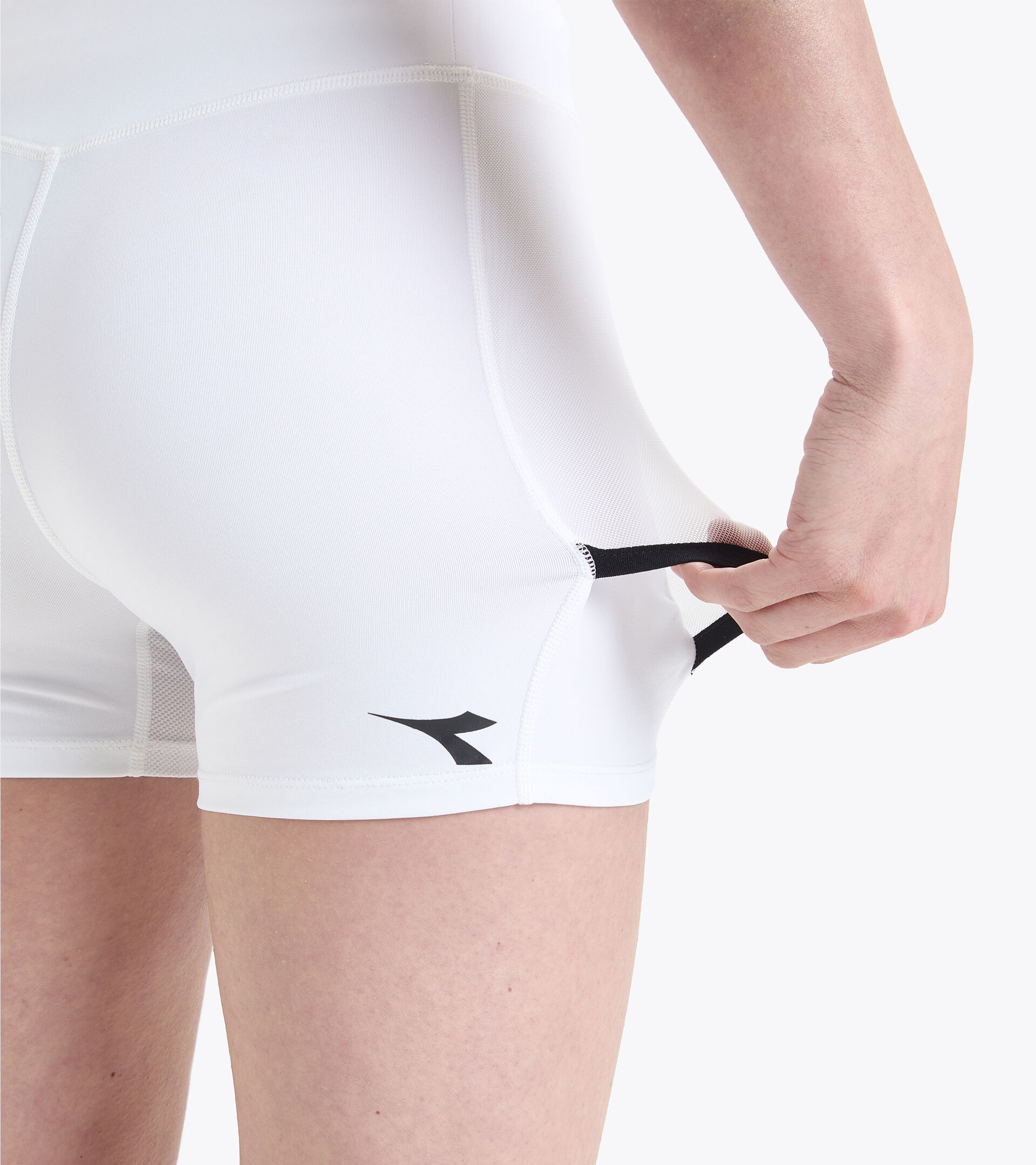 Tennis shorts - Women L. SHORT TIGHTS POCKET OPTICAL WHITE - Diadora