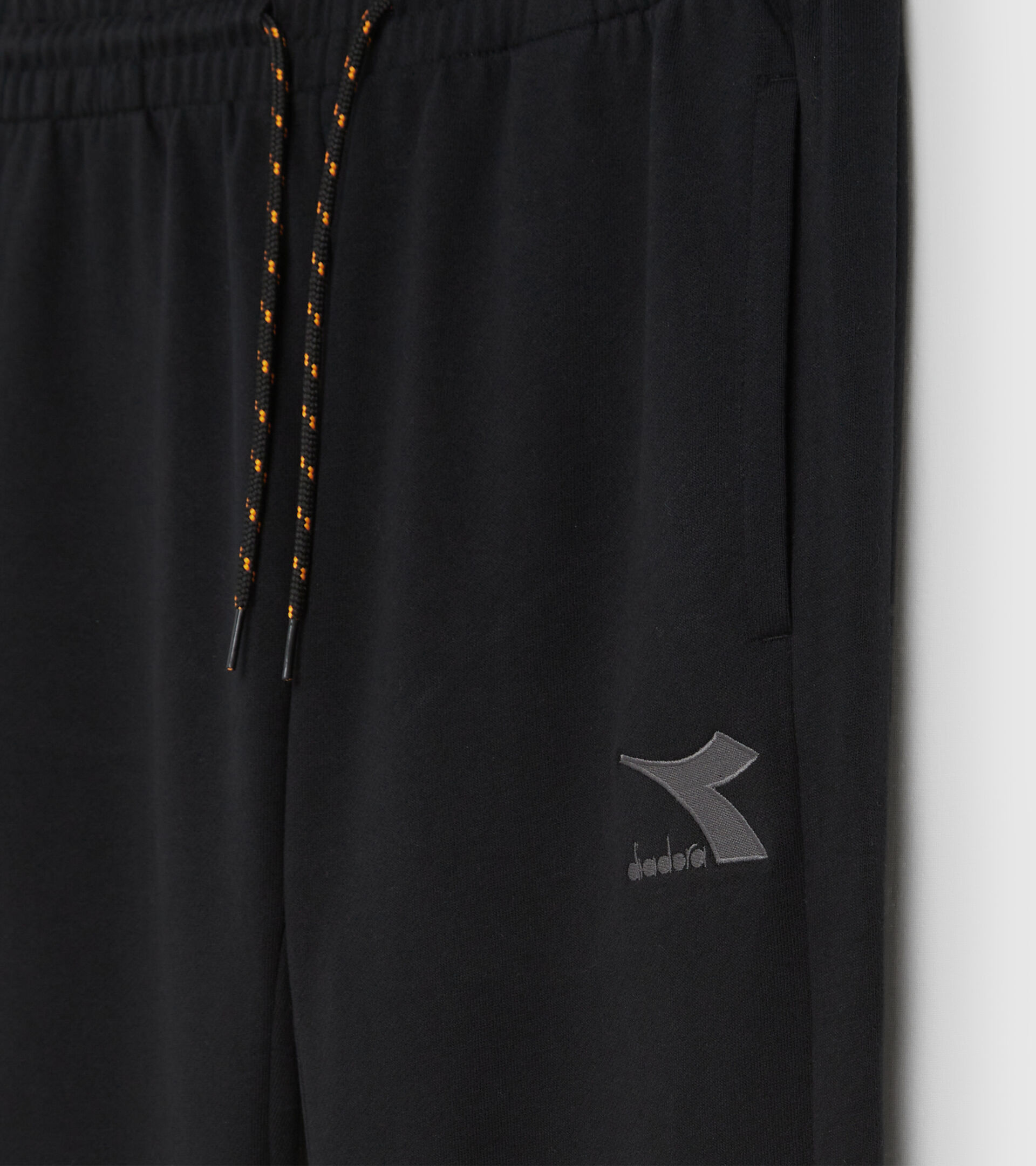 Cotton sports trousers - Men’s PANTS CUFF DRIFT BLACK - Diadora