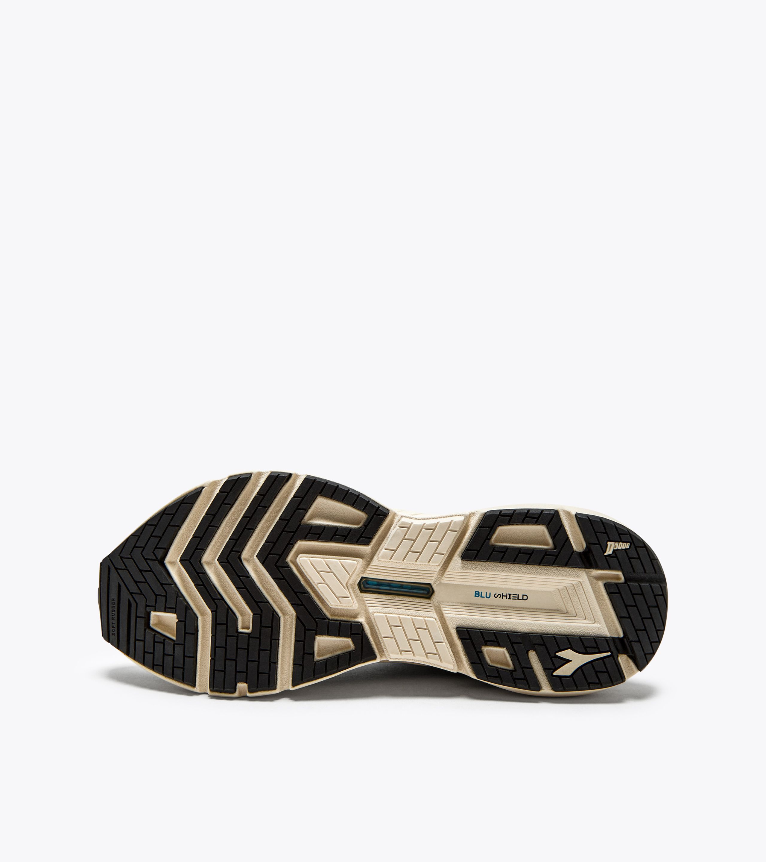 Diadora mythos blushield 3 recensione best sale