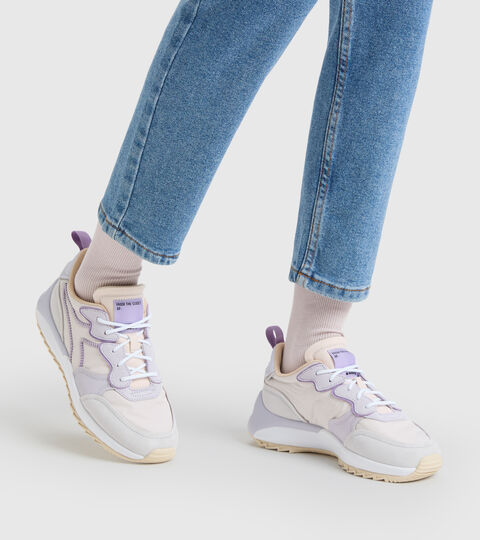 JOLLY LOGO, BLANC/SABLE BLANC Chaussures de sport - Femme JOLLY LOGO BLANC/SABLE BLANC - Diadora