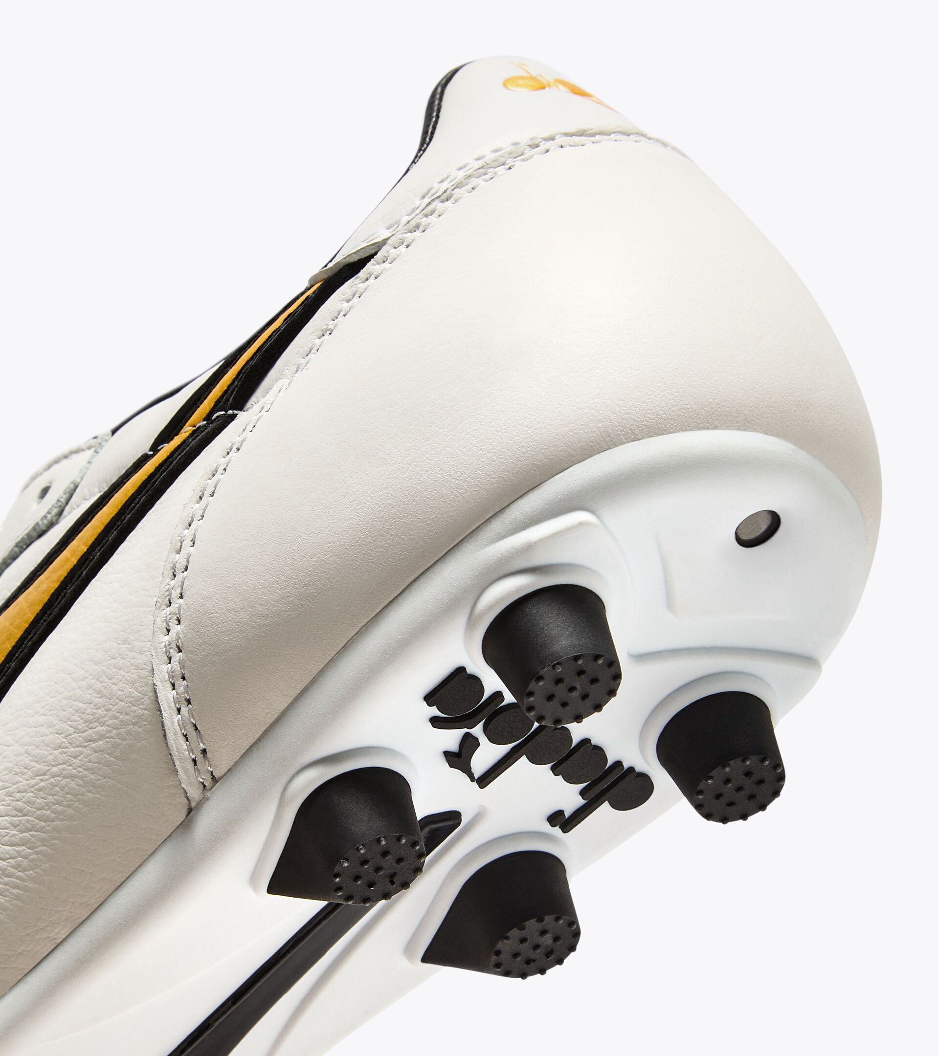 Leather calcio boots for firm ground - Men's BRASIL LT+ MDPU WHITE/GOLD - Diadora