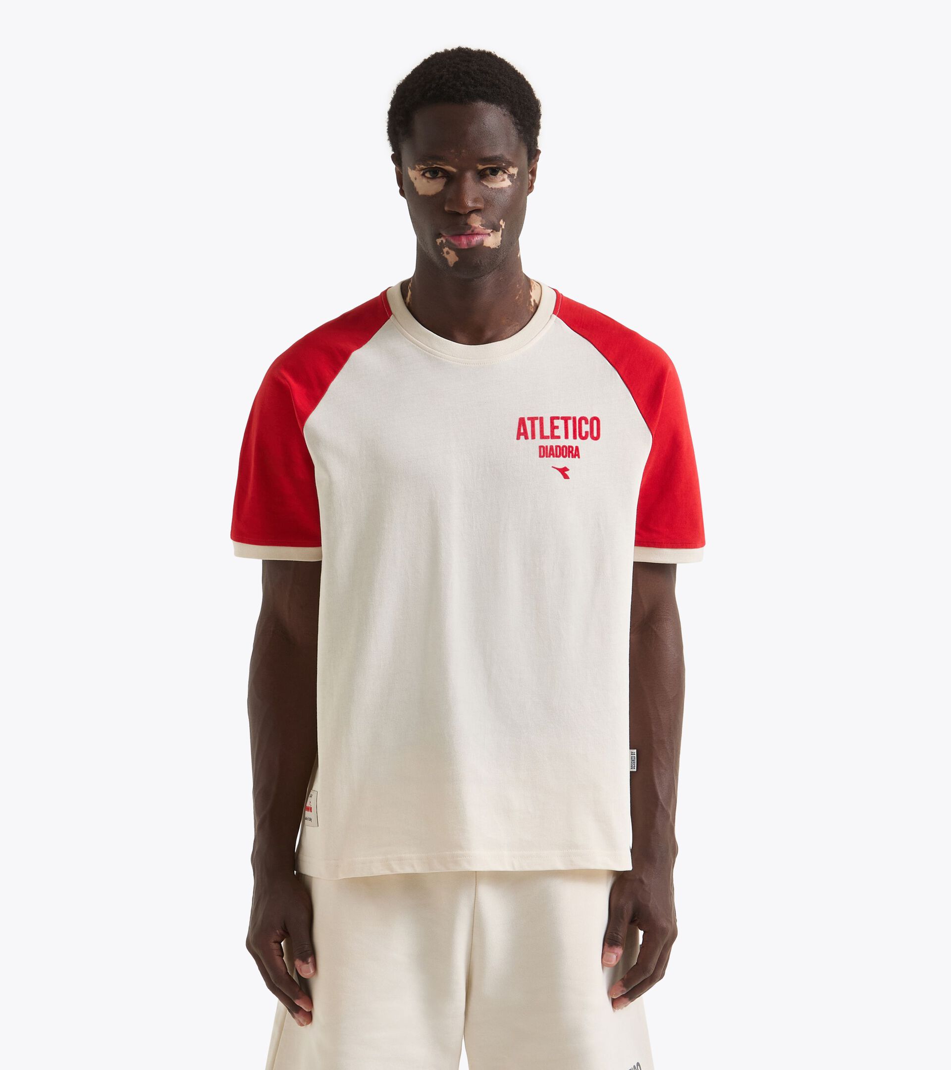 Camiseta Legacy - Made in Italy - Para todos los géneros T-SHIRT SS LEGACY ROJO INTENSO - Diadora