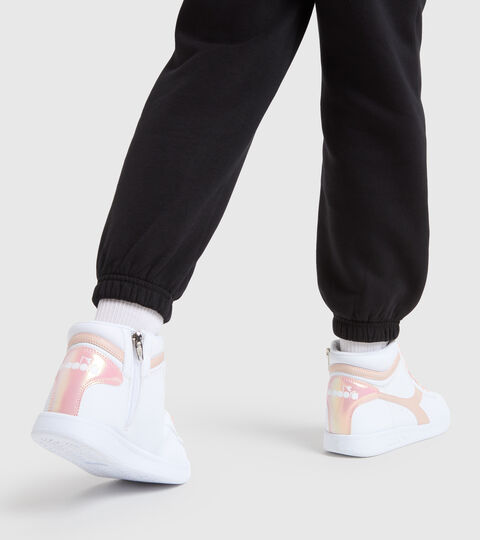 GAME P HIGH GIRL GS, WHITE/PEACH WHIP Sports shoes - Youth 8-16 years GAME P HIGH GIRL GS WHITE/PEACH WHIP - Diadora