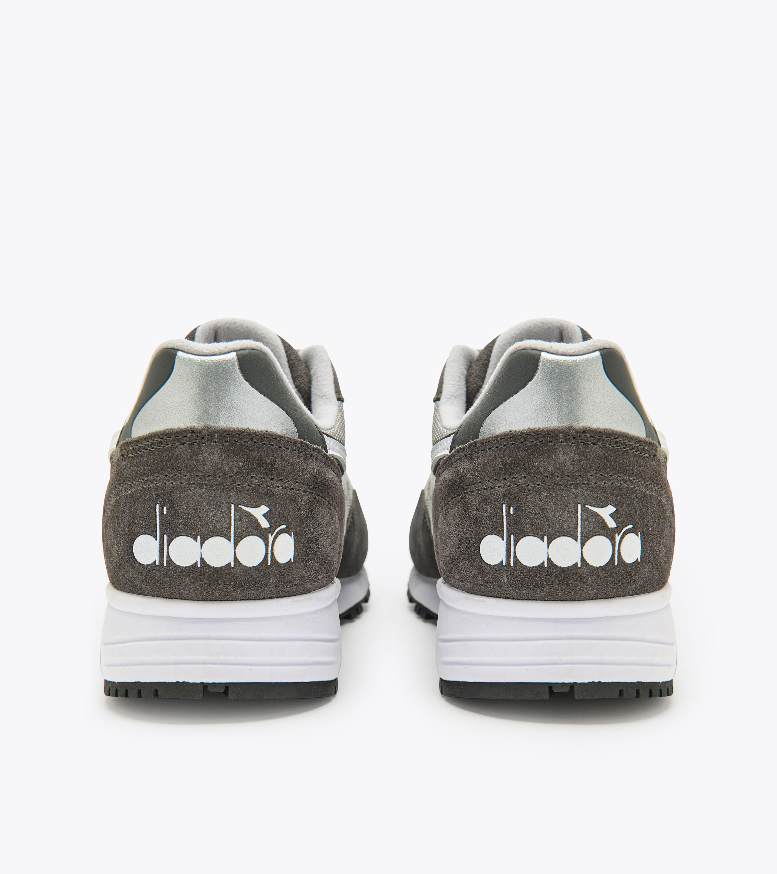 N902 Sporty sneakers Gender neutral Diadora Online Store CA