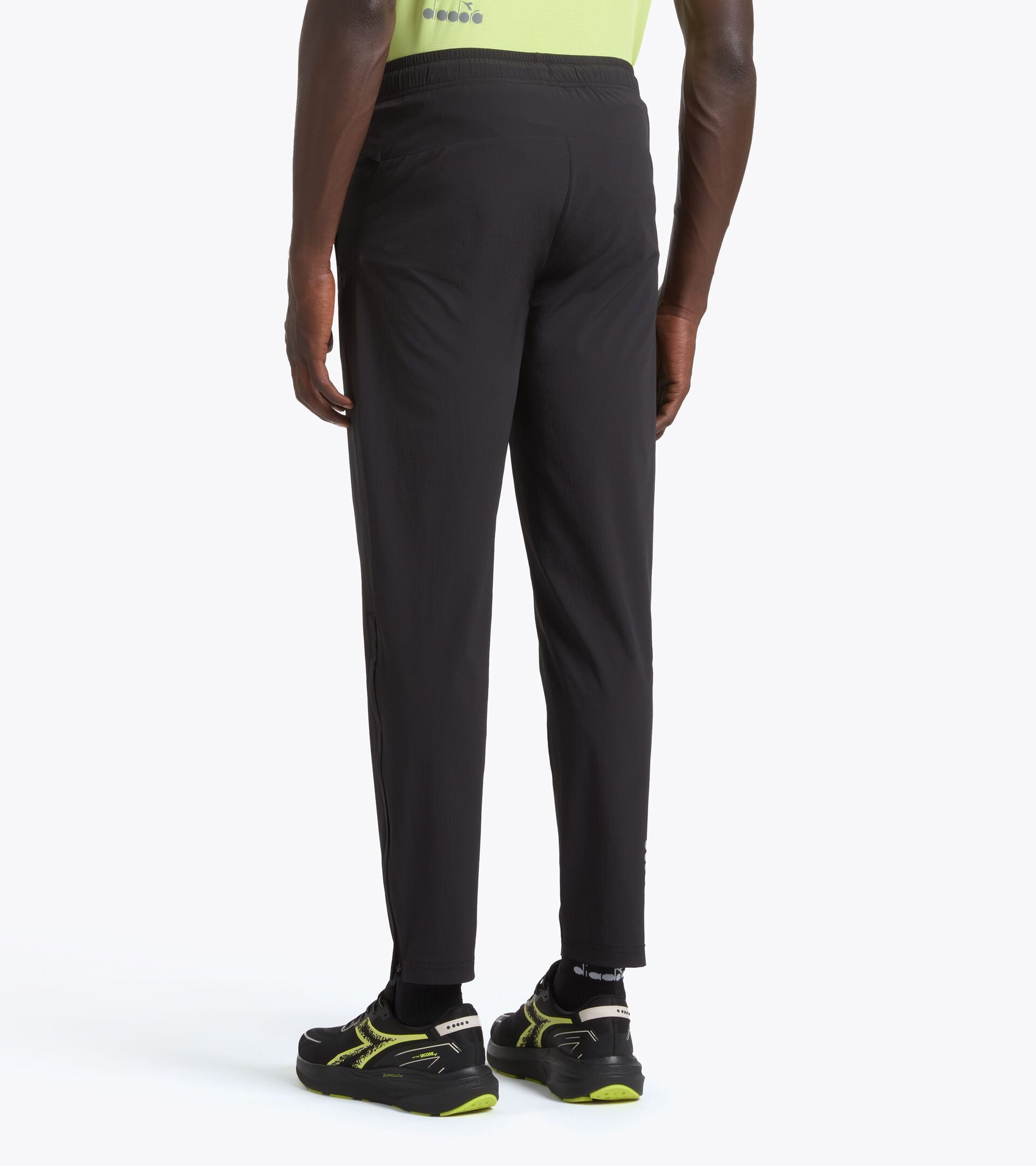 Running Trousers - Training - Men&rsquo;s TECH PANTS BLACK - Diadora