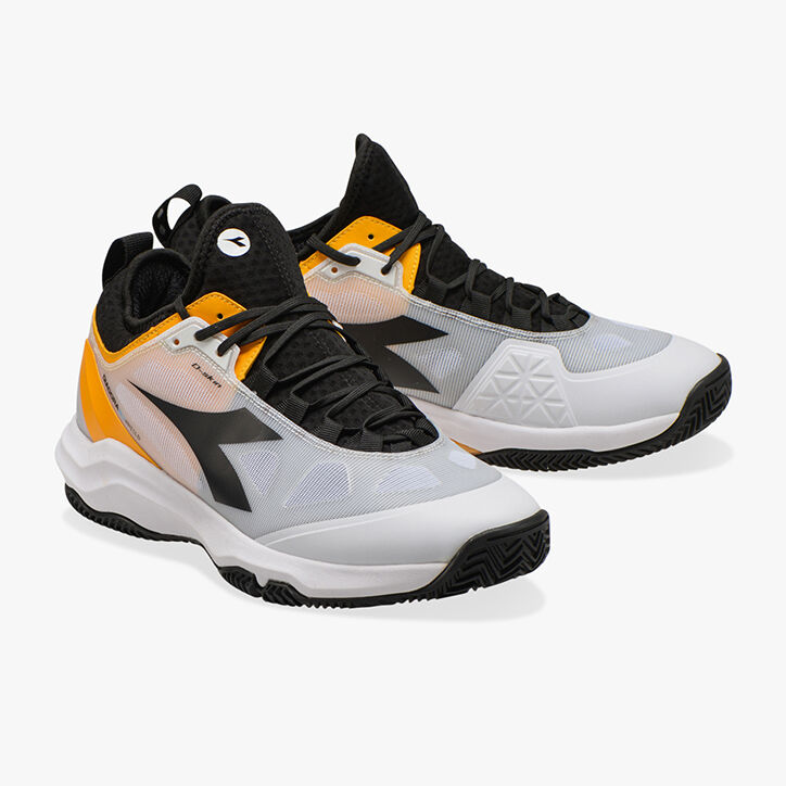 diadora mythos blushield fly 3