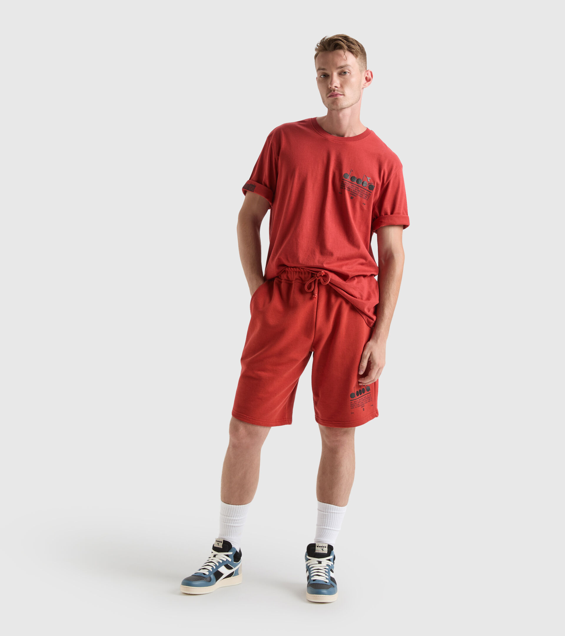 Bermudas de algodón - Unisex BERMUDA MANIFESTO MARRON BOSSA NOVA - Diadora