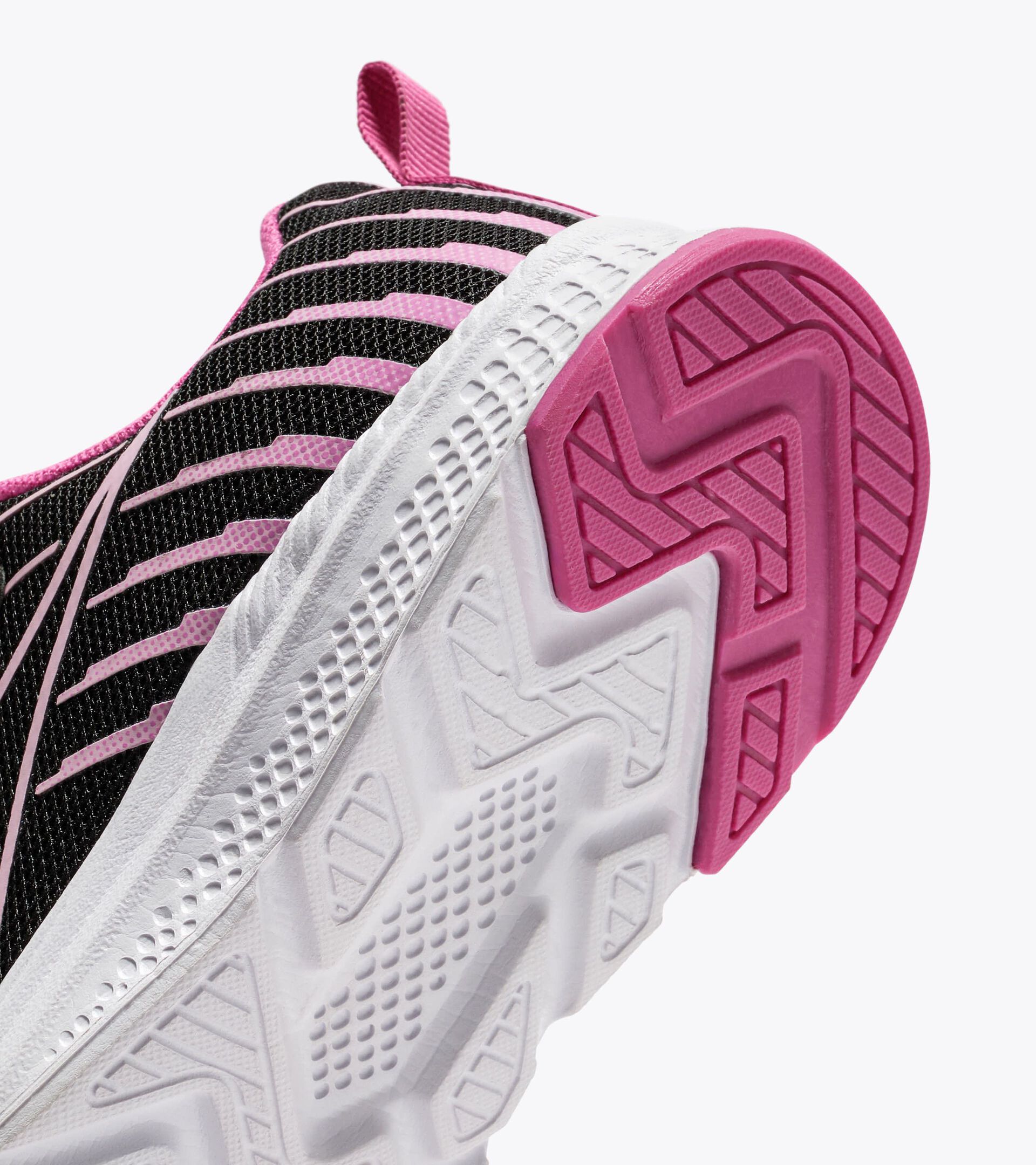 Junior running shoe - All-gender FALCON 6 JR V CAMEO PINK/STRAWBERRY MOON - Diadora