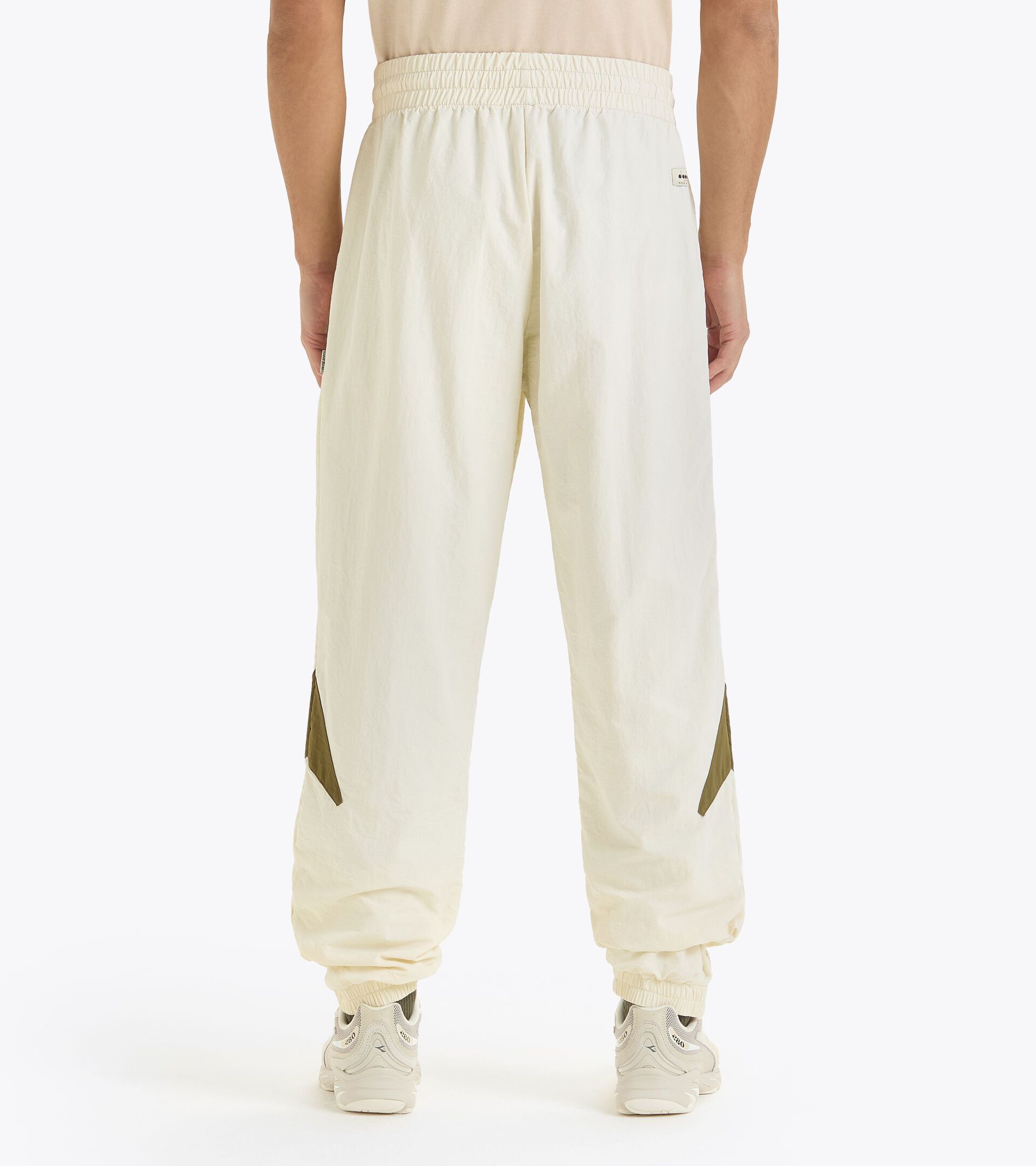 Pantalon de sport - Made in Italy - Genre neutre TRACK PANTS LEGACY BLANCHE MURMURE - Diadora