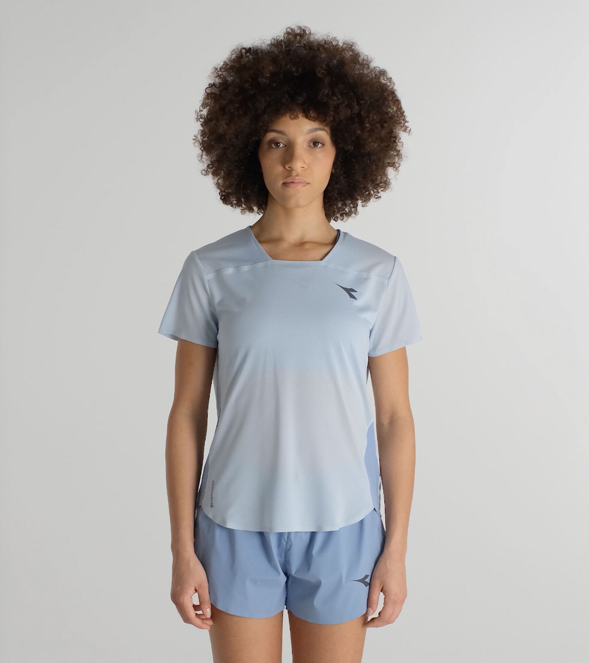 Superleichtes FIBRAZERO-T-Shirt  - Running - Damen
 L. SS T-SHIRT SUPER LIGHT FIBRAZERO SKYRIDE - Diadora