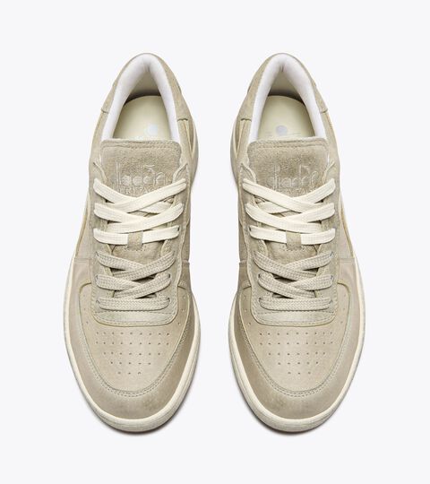 MI BASKET SUEDE LOW USED, BEIGE FOG Heritage leather sneaker - Gender Neutral
MI BASKET SUEDE LOW USED BEIGE FOG - Diadora