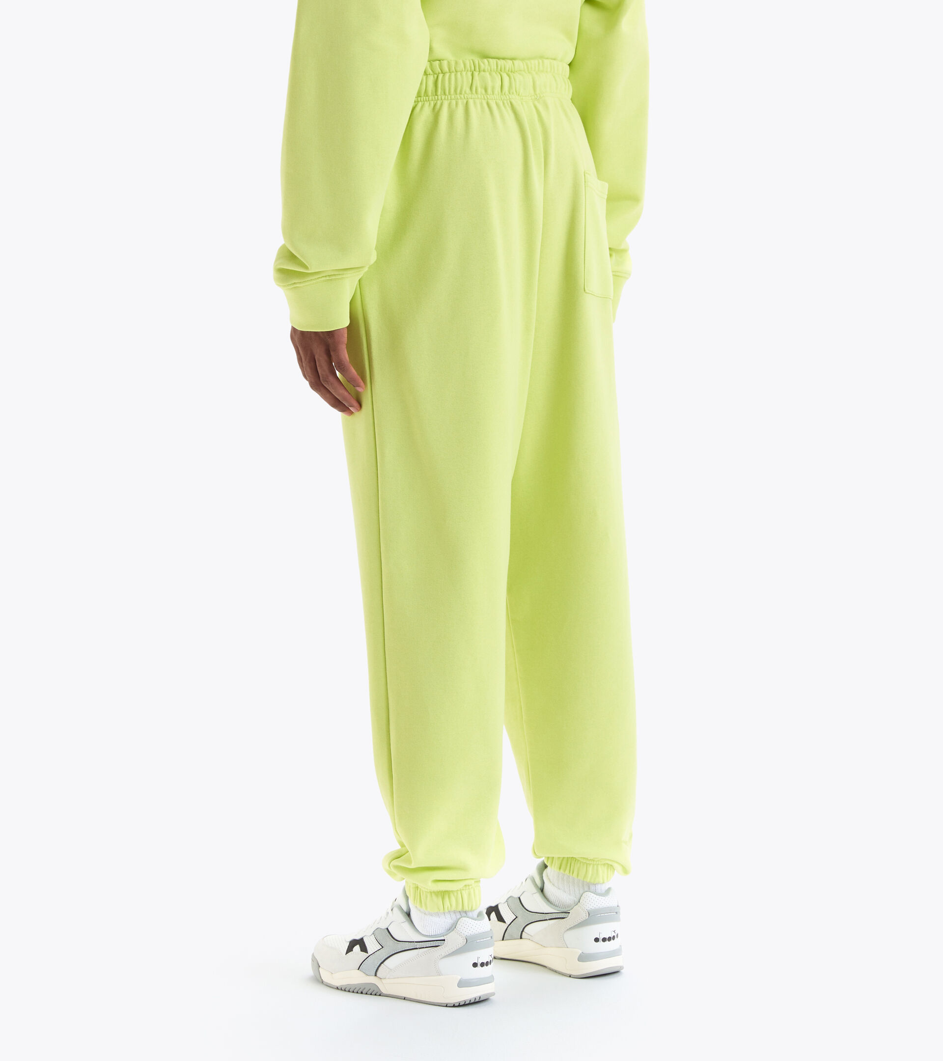 Cotton sweatpants - Gender neutral PANT SPW LOGO DARK LIME GREEN - Diadora
