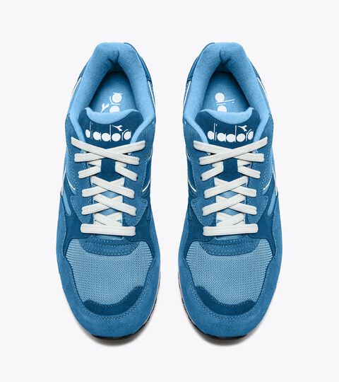 N902, DENIM SCURO/DENIM SBIADITO Chaussures de sportswear - Genre neutre N902 DENIM SCURO/DENIM SBIADITO - Diadora