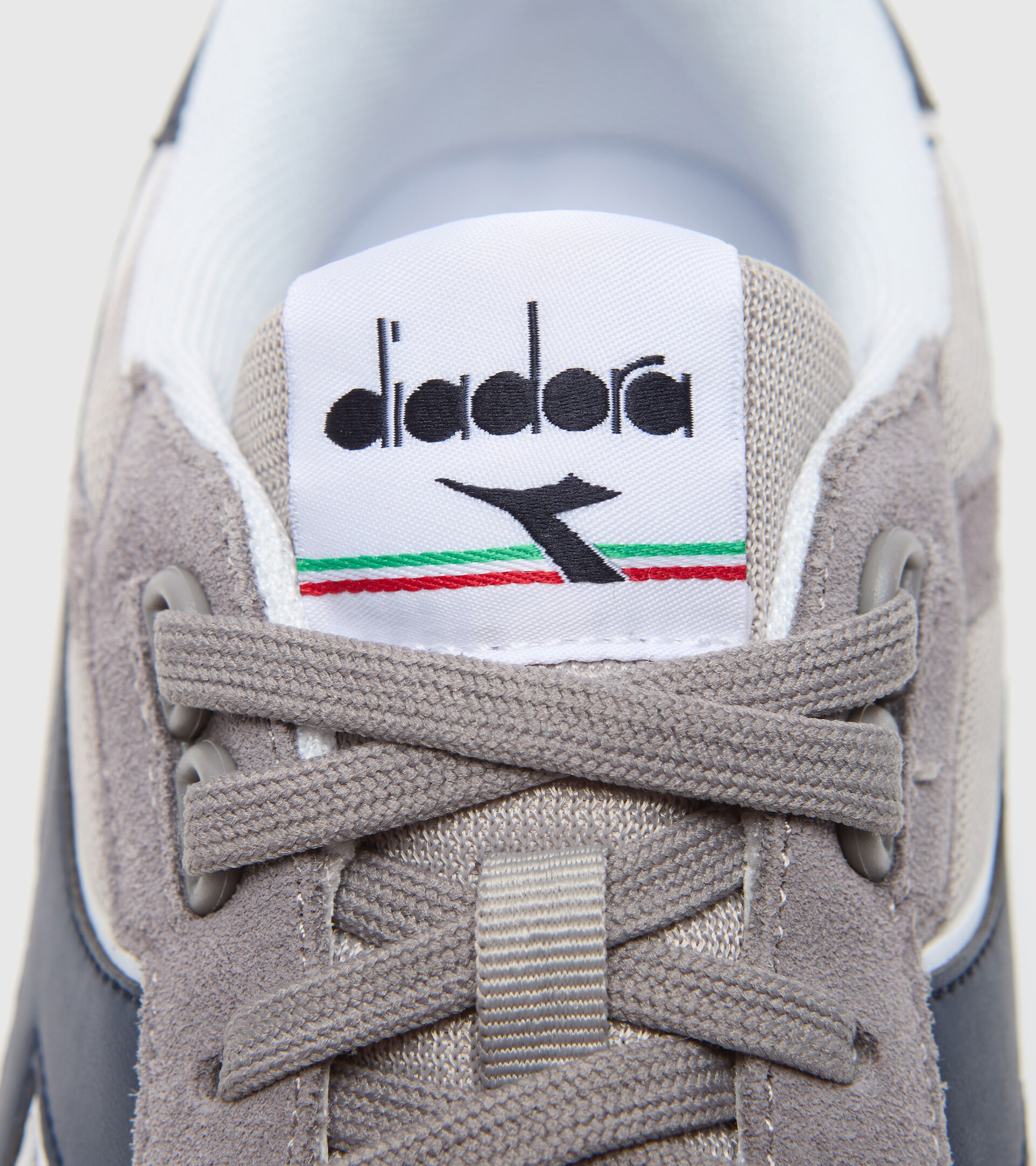 Sports shoe - Men TITAN PALOMA GREY/BLUE DENIM - Diadora