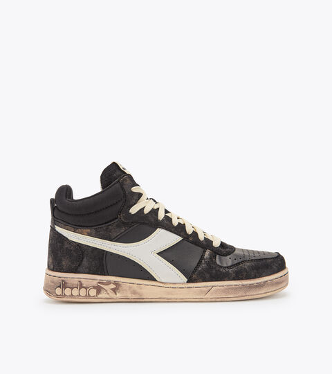 Chaussures de sport - Unisexe MAGIC BASKET DEMI STAINED NOIR/NOIR/NOIR - Diadora