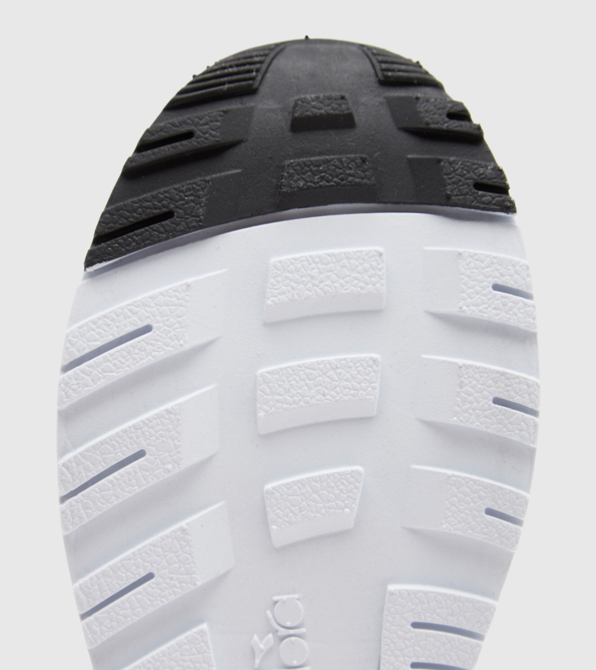 are huaraches non slip shoes
