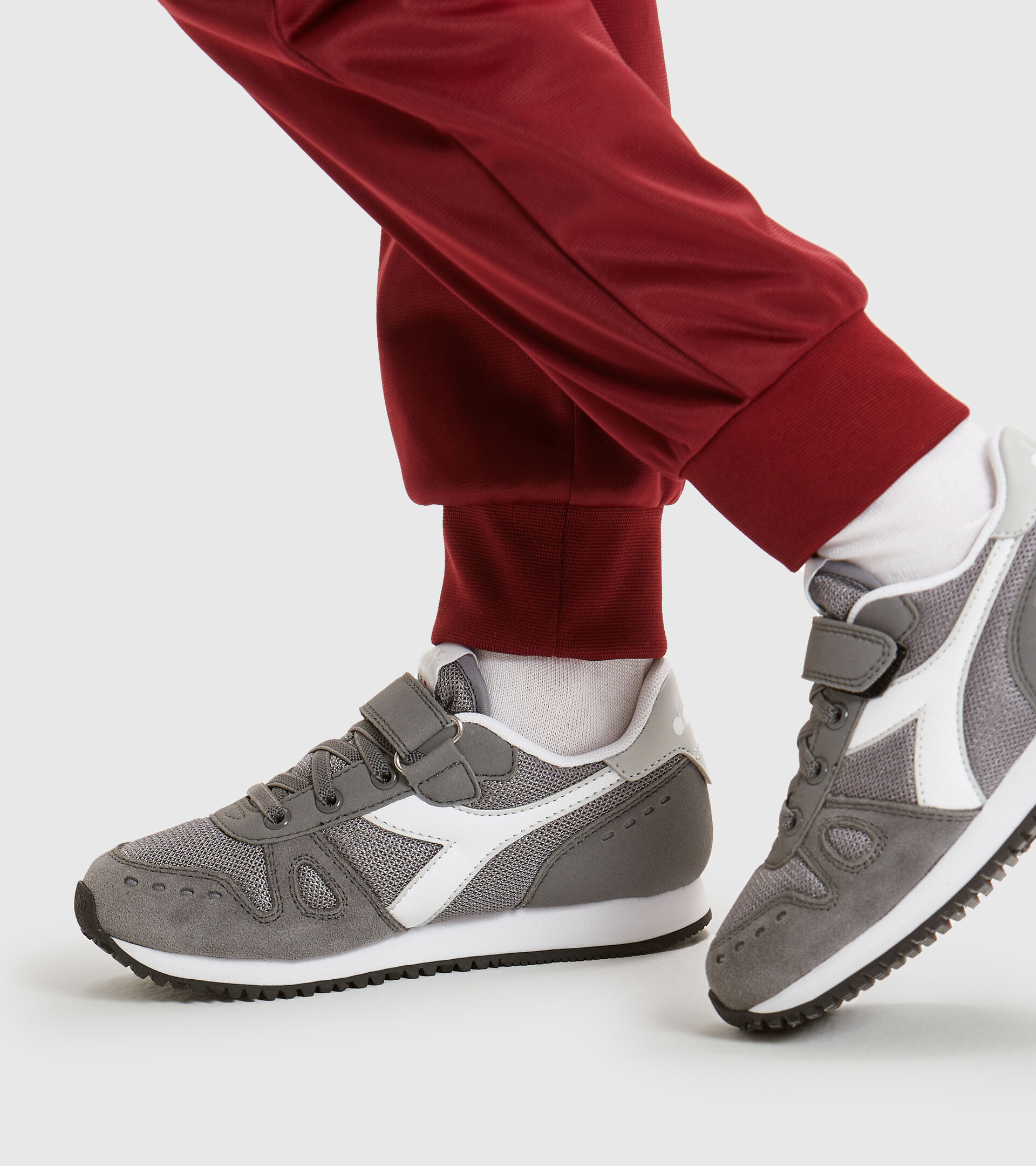 Sports shoes - Kids 4-8 years SIMPLE RUN PS STEEL GRAY - Diadora