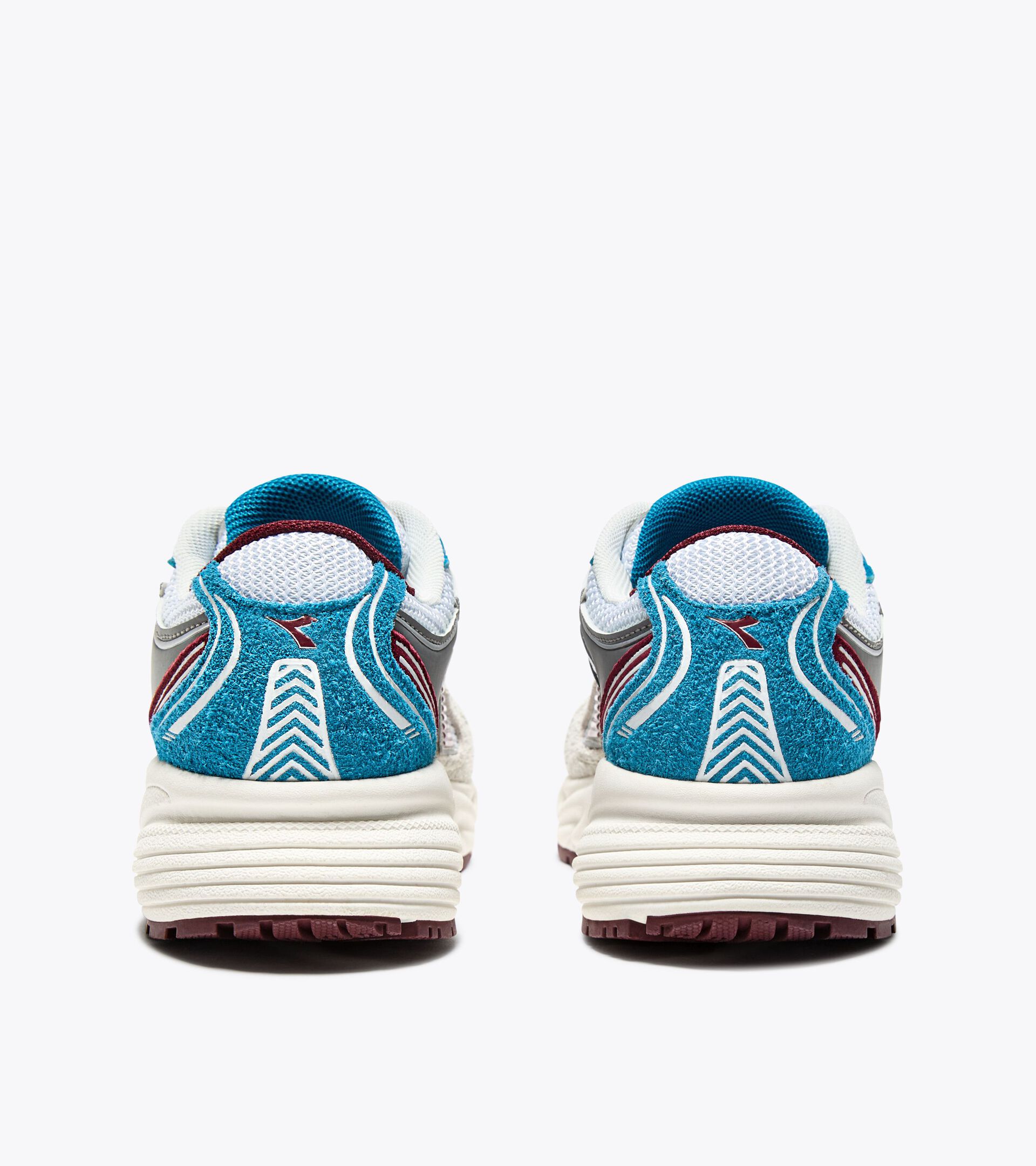 Sports sneakers - All-Gender MYTHOS STAR WHITE/CABERNET/BLUE MOON - Diadora