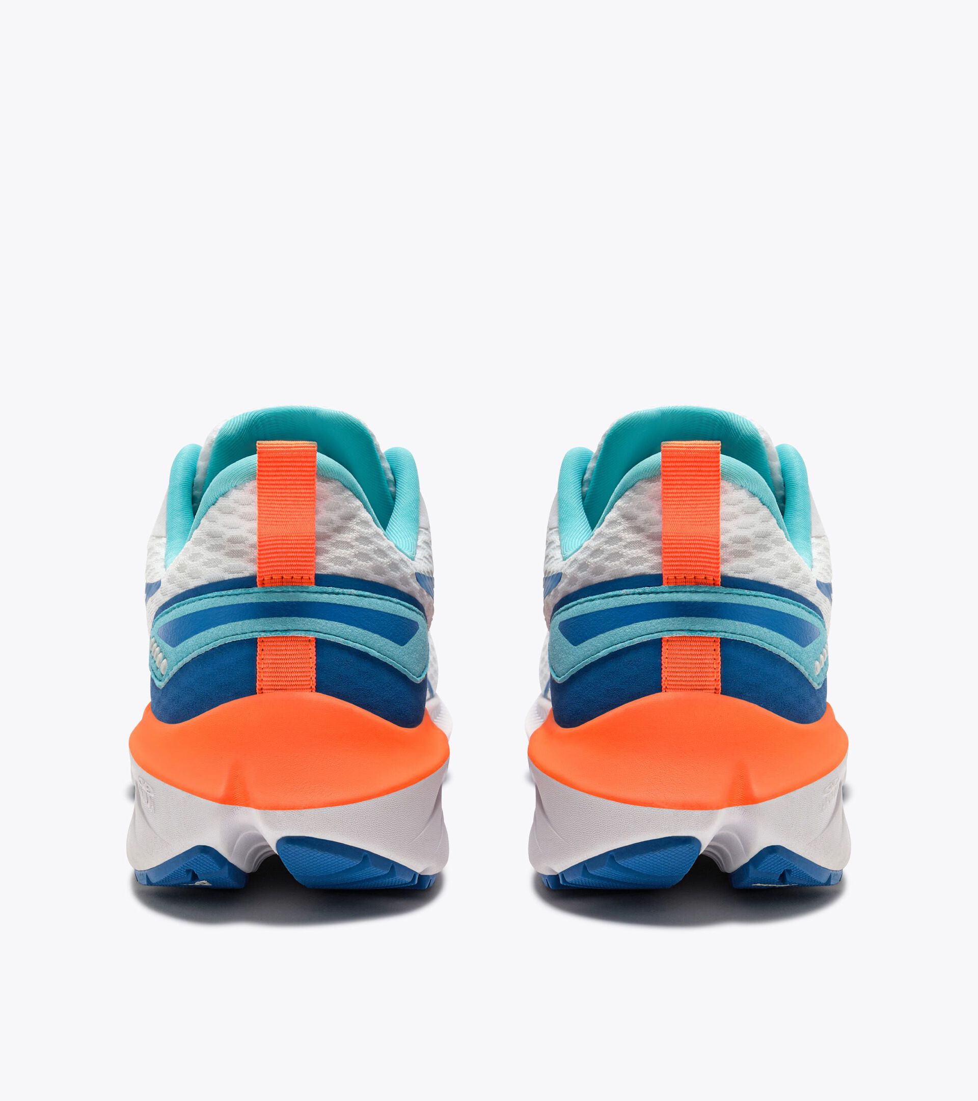 Neutral running shoes -  Men&rsquo;s
 STRADA 3 WHITE/DAPHNE - Diadora